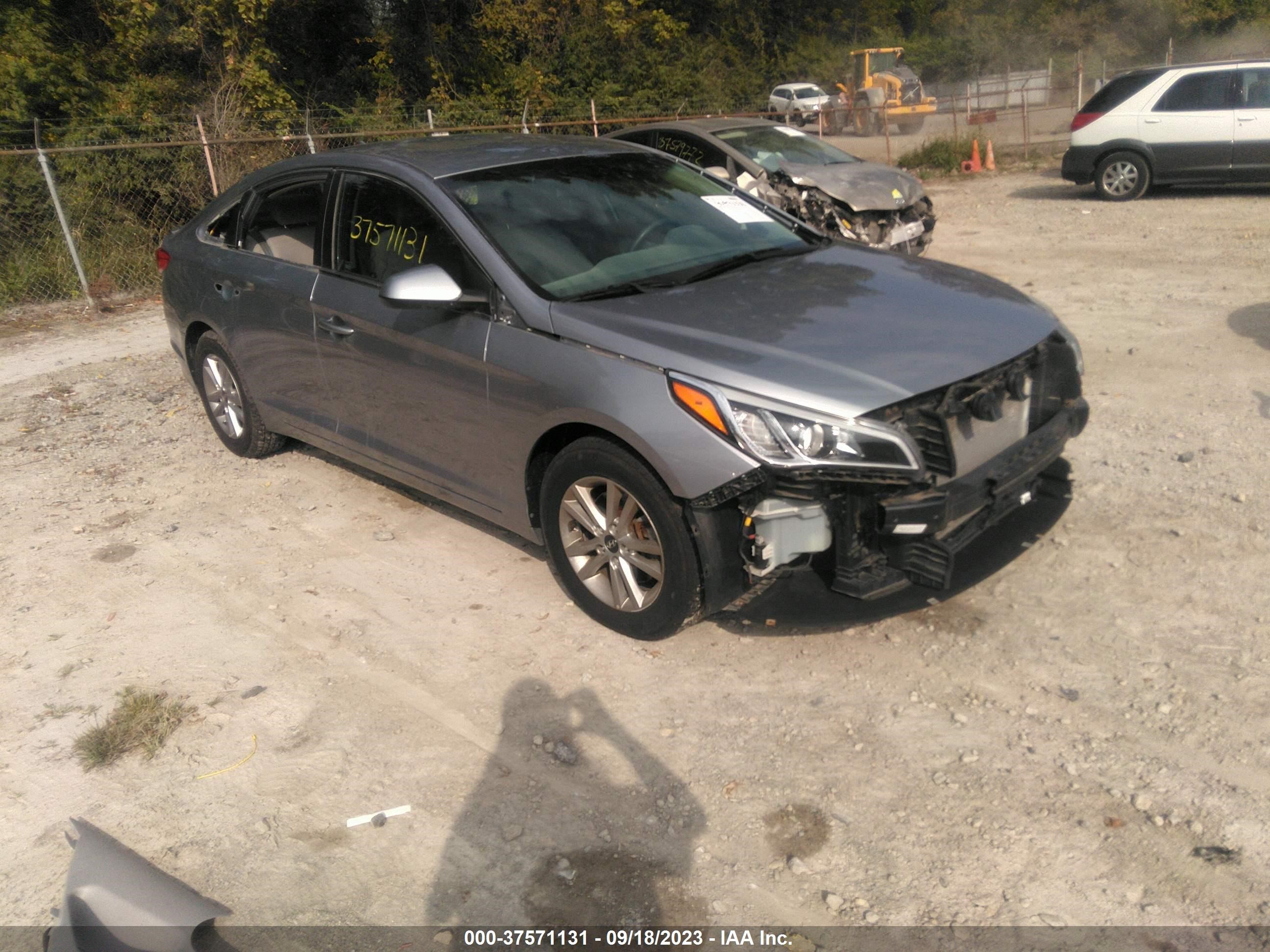 HYUNDAI SONATA 2017 5npe24af7hh489697