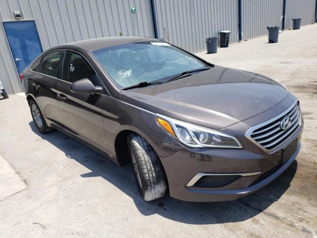 HYUNDAI SONATA SE 2017 5npe24af7hh569002