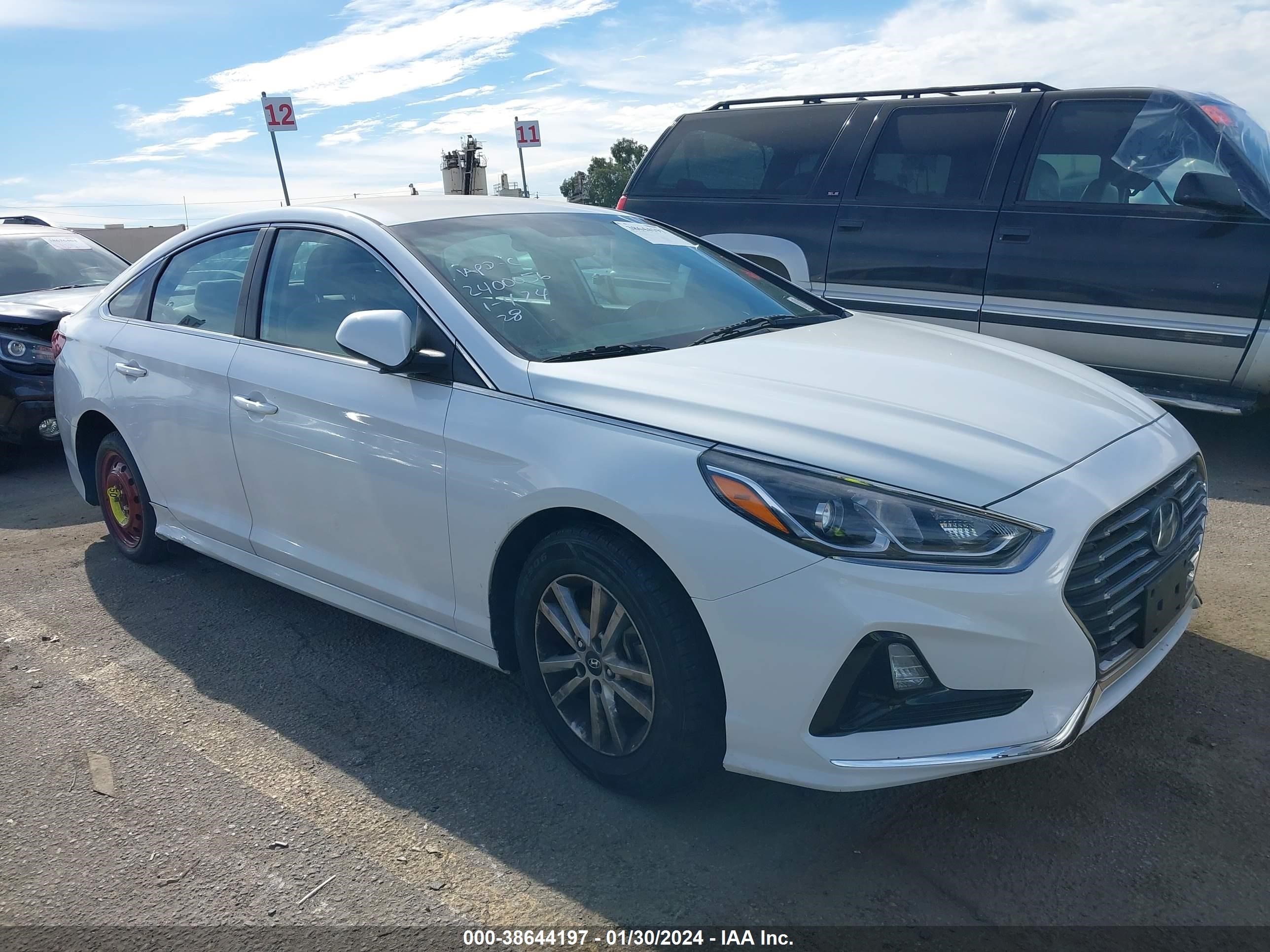 HYUNDAI SONATA 2018 5npe24af7jh608404