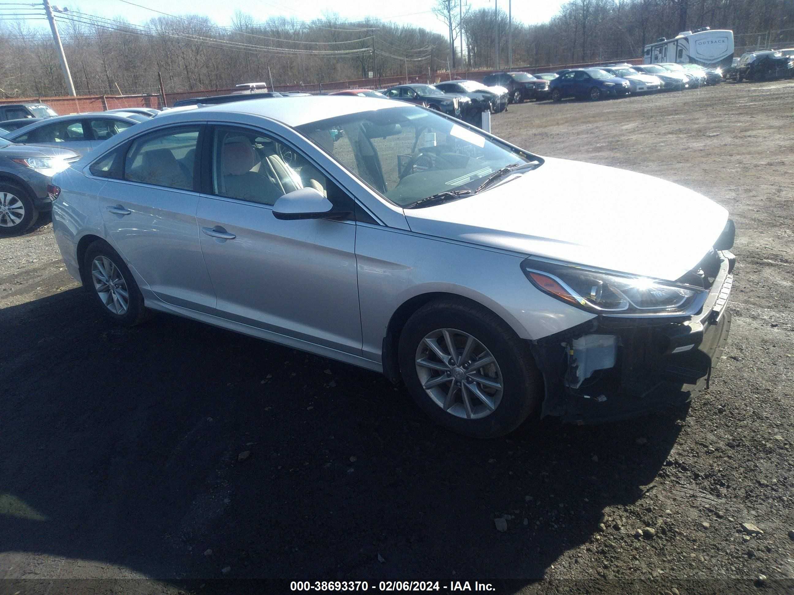 HYUNDAI SONATA 2018 5npe24af8jh666666