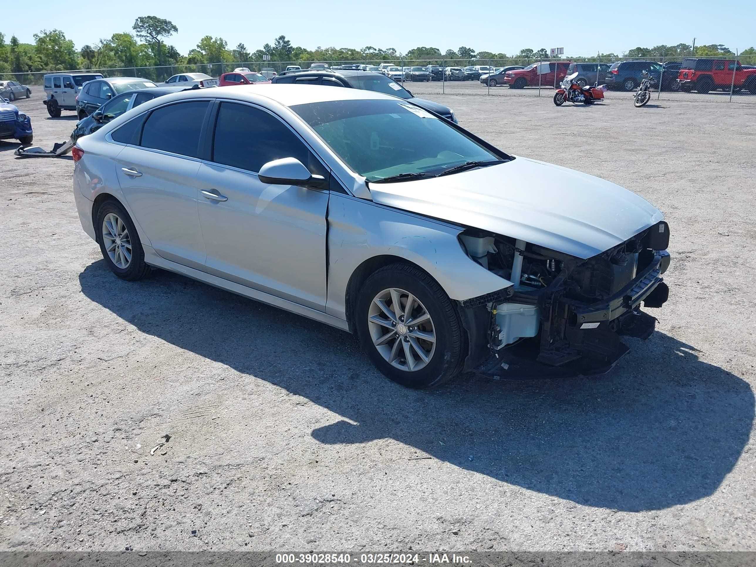 HYUNDAI SONATA 2018 5npe24af8jh695097