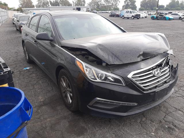 HYUNDAI SONATA SE 2015 5npe24af9fh010208