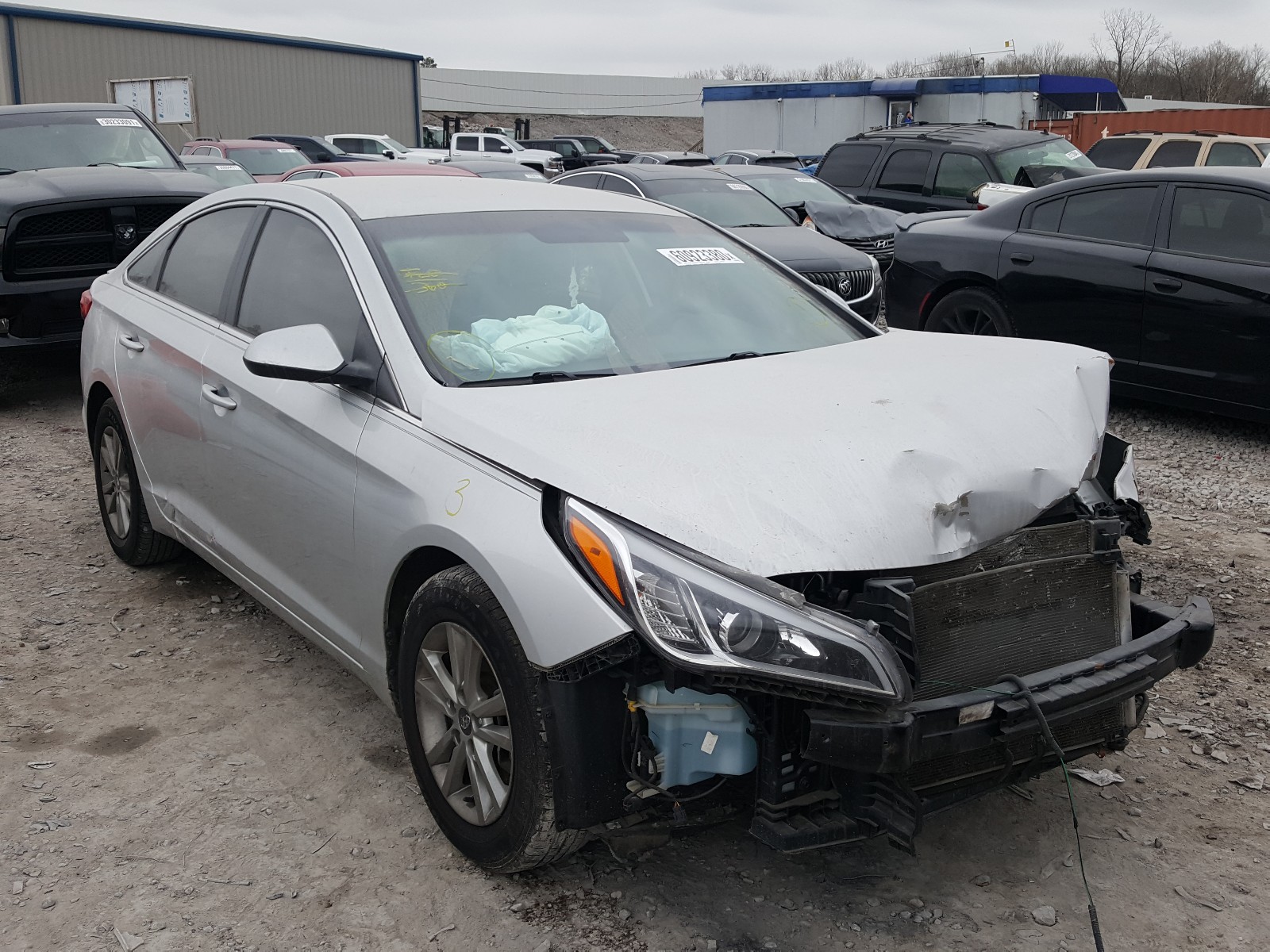 HYUNDAI SONATA SE 2015 5npe24af9fh059117