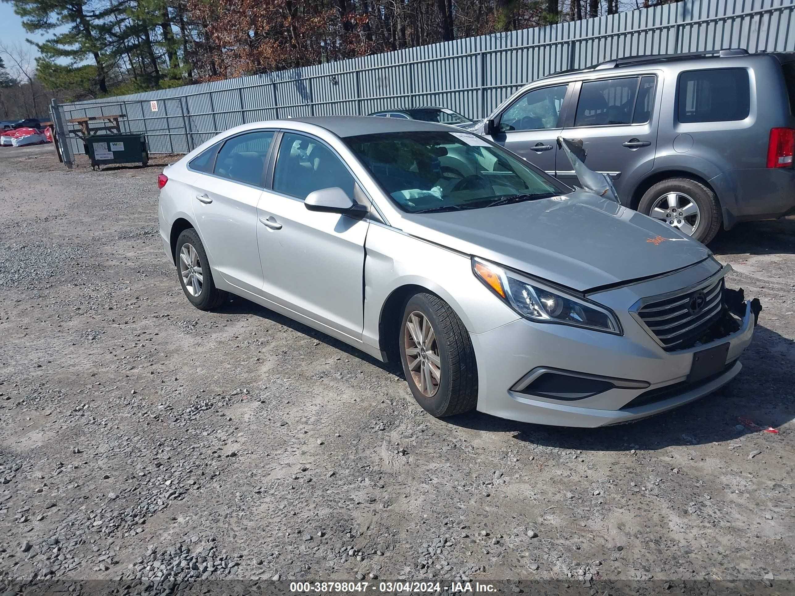 HYUNDAI SONATA 2017 5npe24af9hh588067