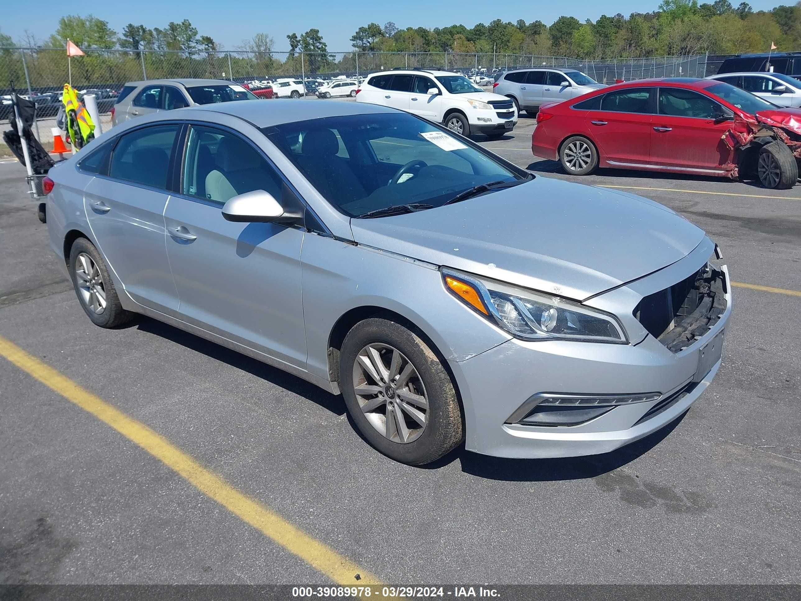 HYUNDAI SONATA 2015 5npe24afxfh071115