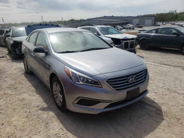 HYUNDAI SONATA SE 2017 5npe24afxhh458556