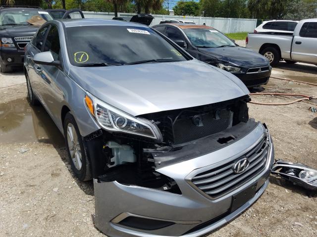 HYUNDAI SONATA SE 2017 5npe24afxhh466494