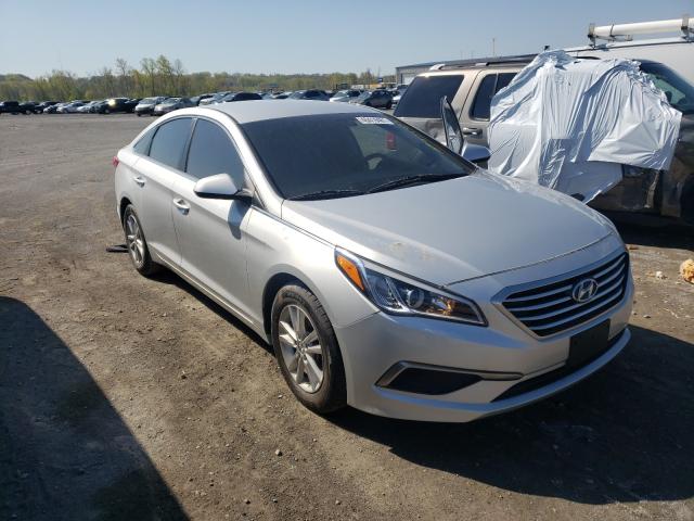 HYUNDAI SONATA SE 2017 5npe24afxhh490973