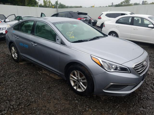 HYUNDAI SONATA SE 2017 5npe24afxhh569303