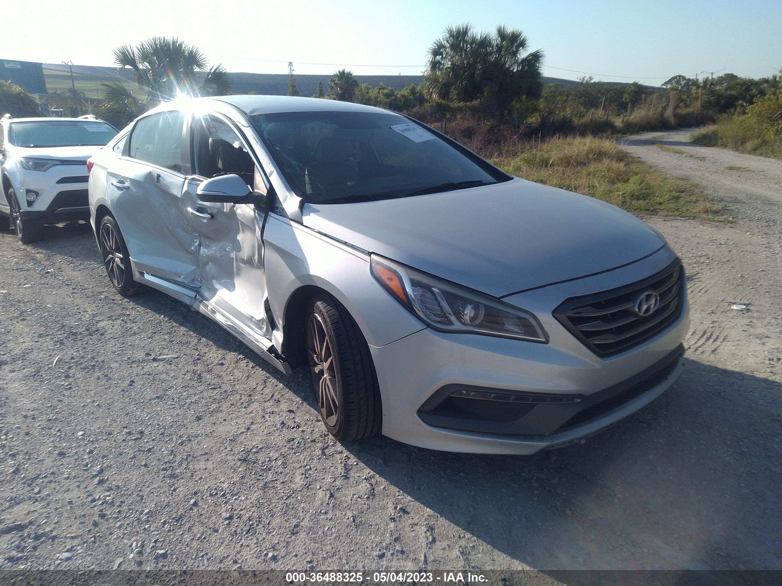 HYUNDAI SONATA 2015 5npe34ab9fh075683