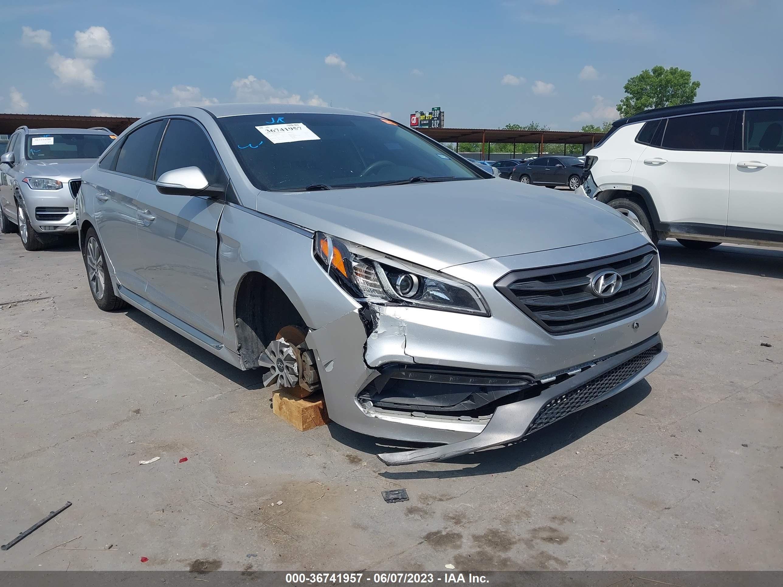 HYUNDAI SONATA 2015 5npe34af2fh047095