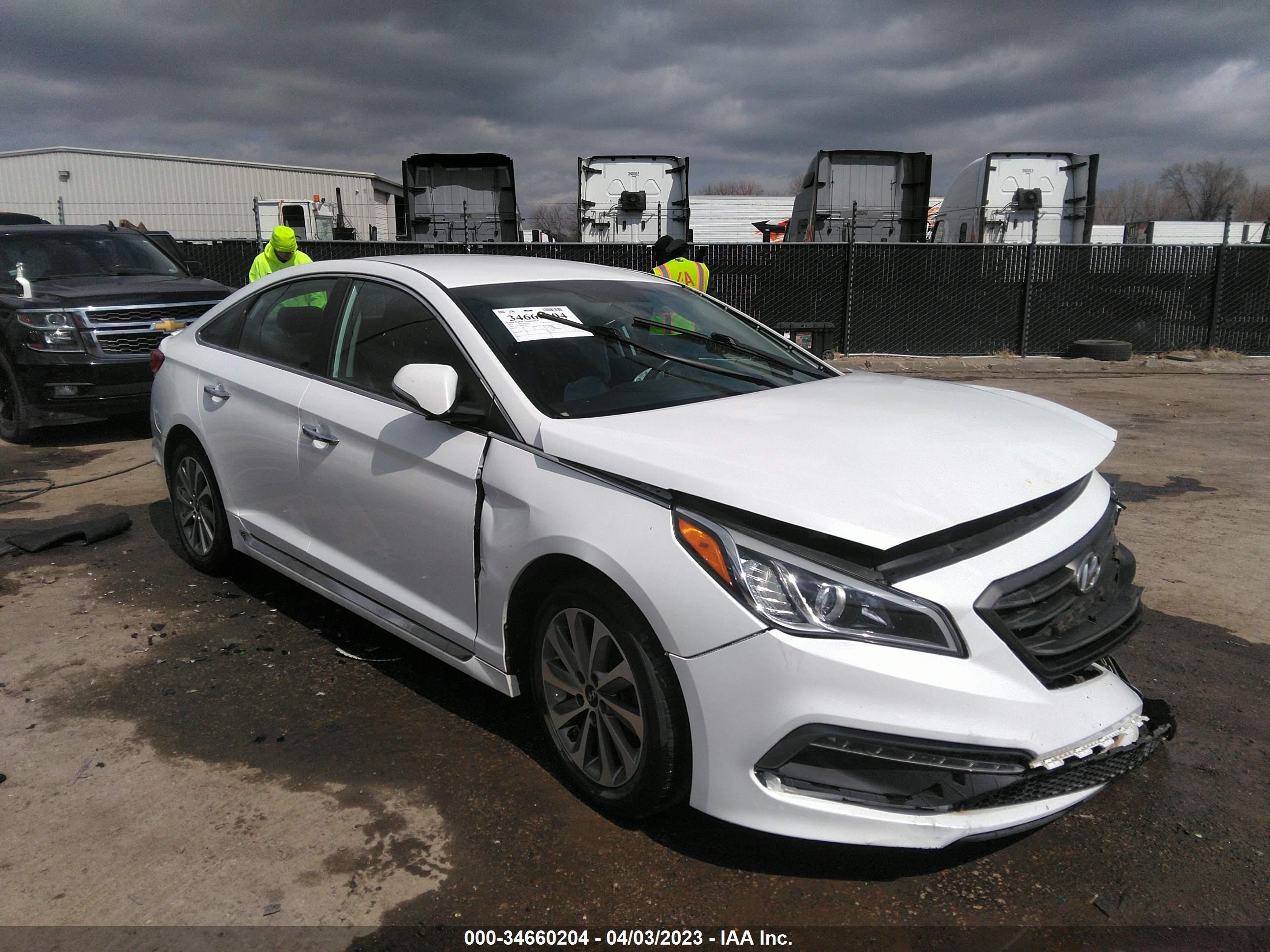 HYUNDAI SONATA 2015 5npe34af7fh060277