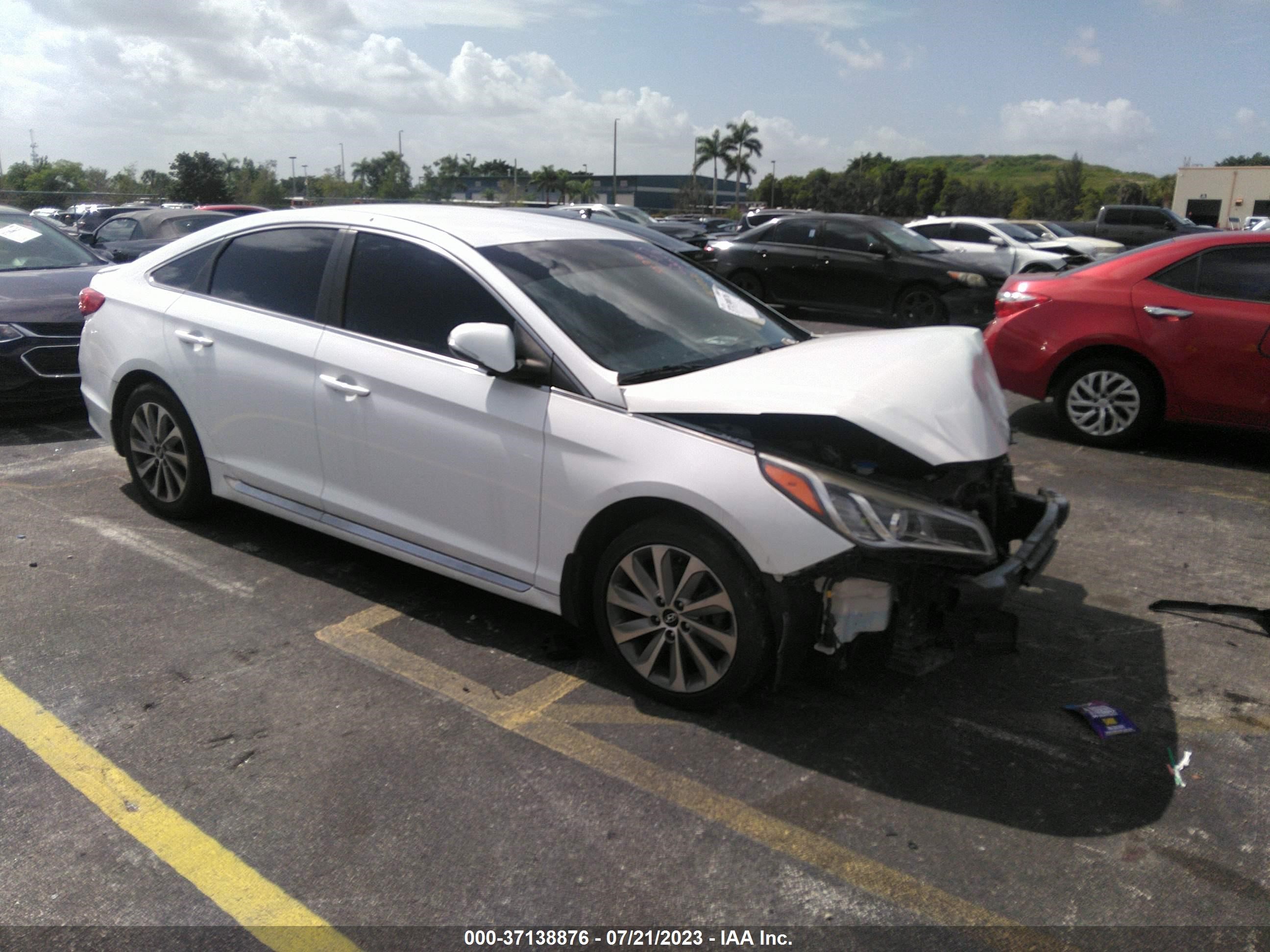 HYUNDAI SONATA 2015 5npe34afxfh102540