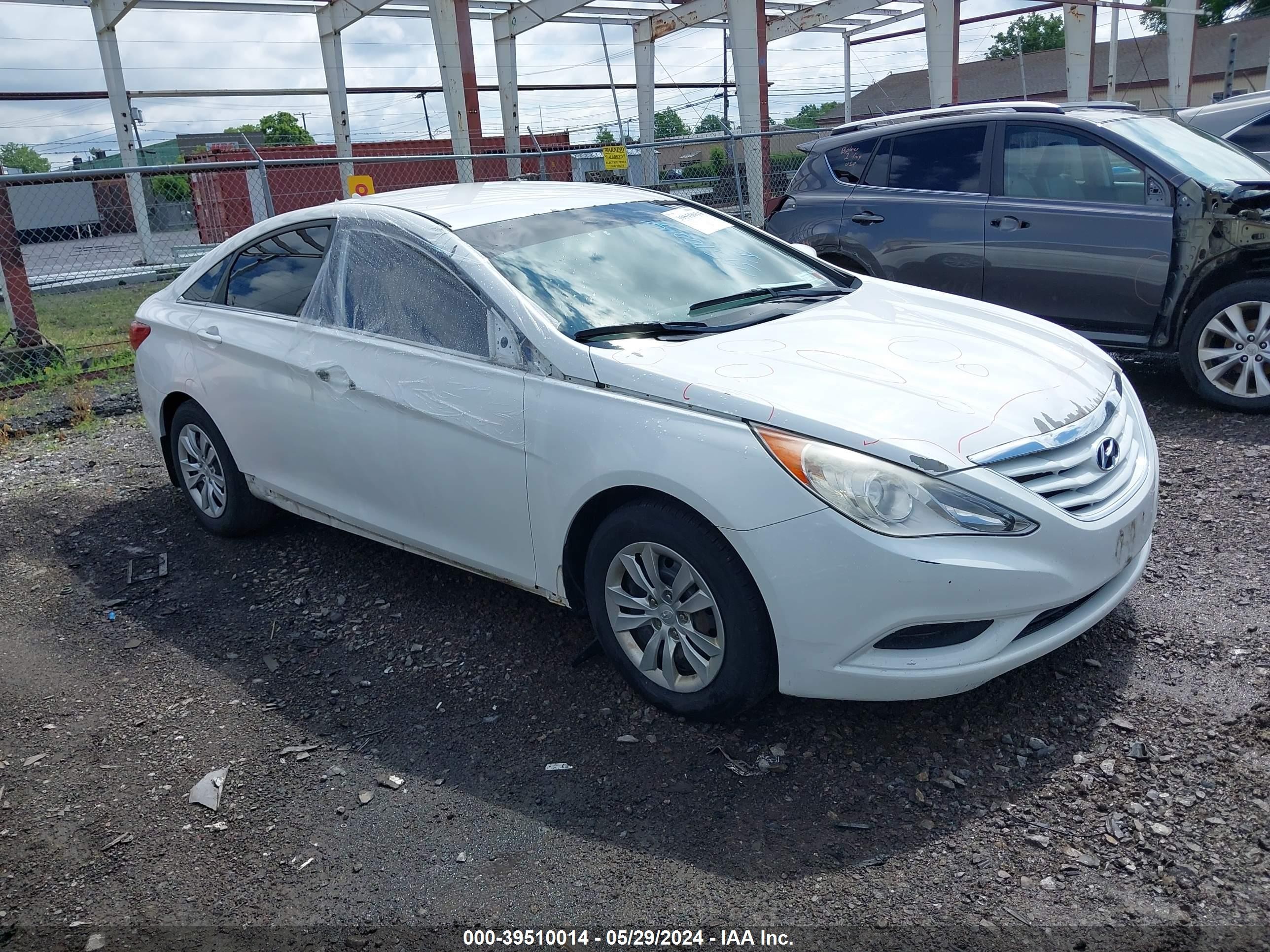 HYUNDAI SONATA 2011 5npeb4ac2bh131680