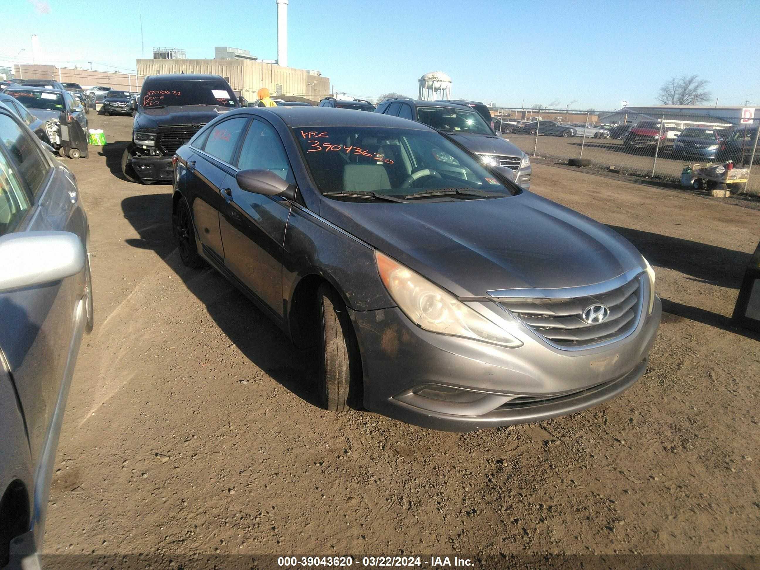 HYUNDAI SONATA 2011 5npeb4ac5bh218618