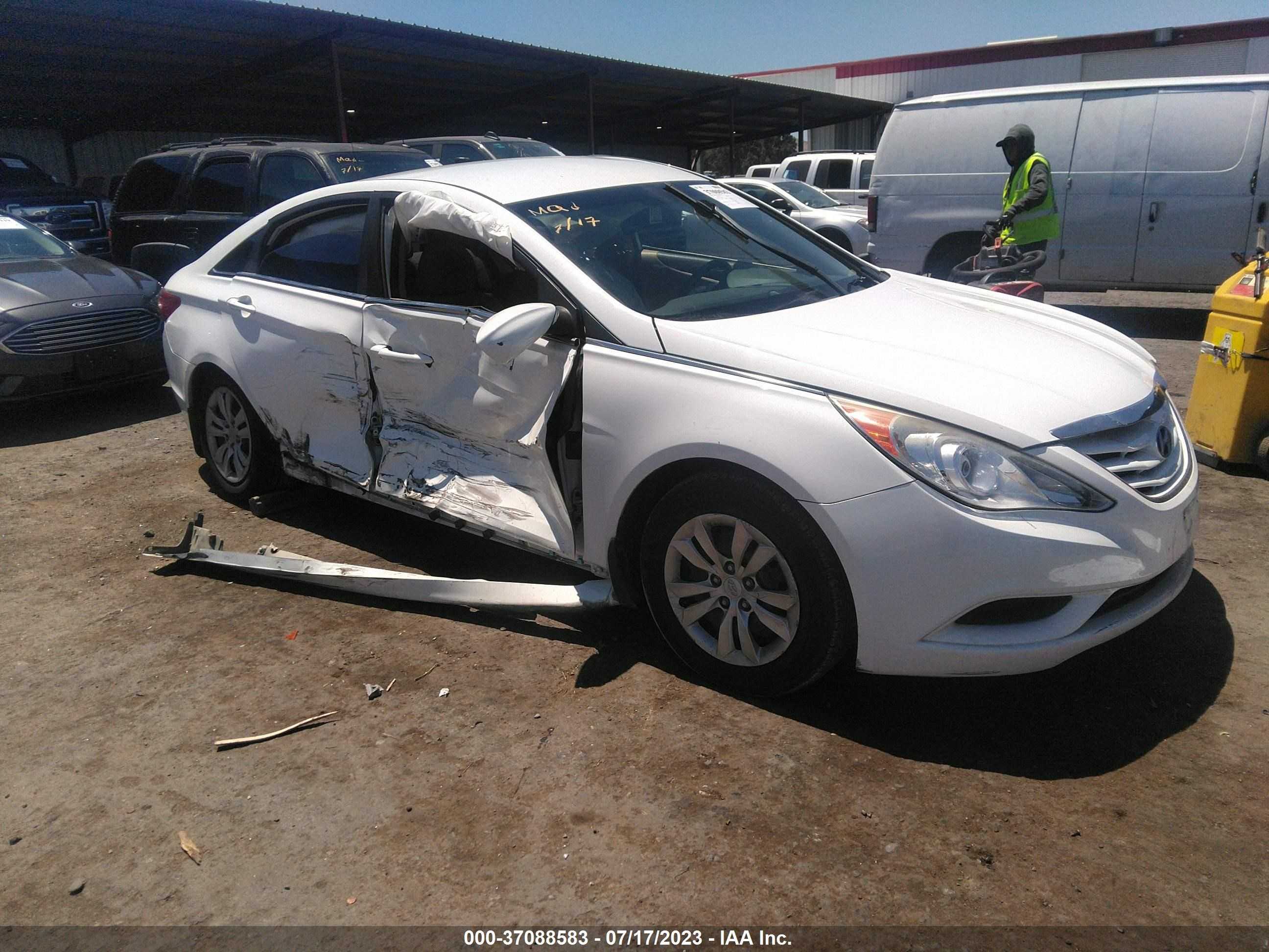 HYUNDAI SONATA 2011 5npeb4acxbh273596