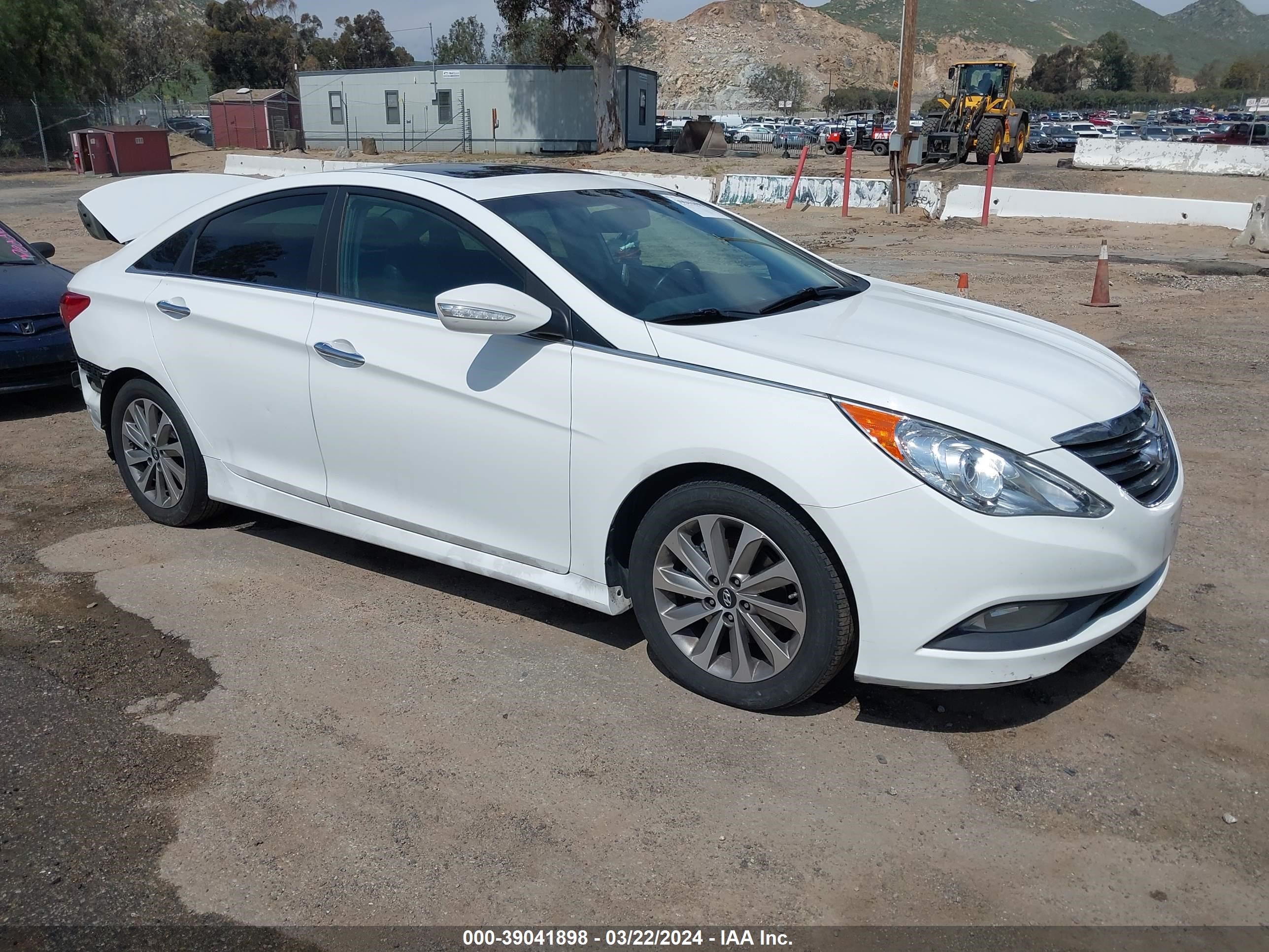 HYUNDAI SONATA 2014 5npec4ab6eh893144