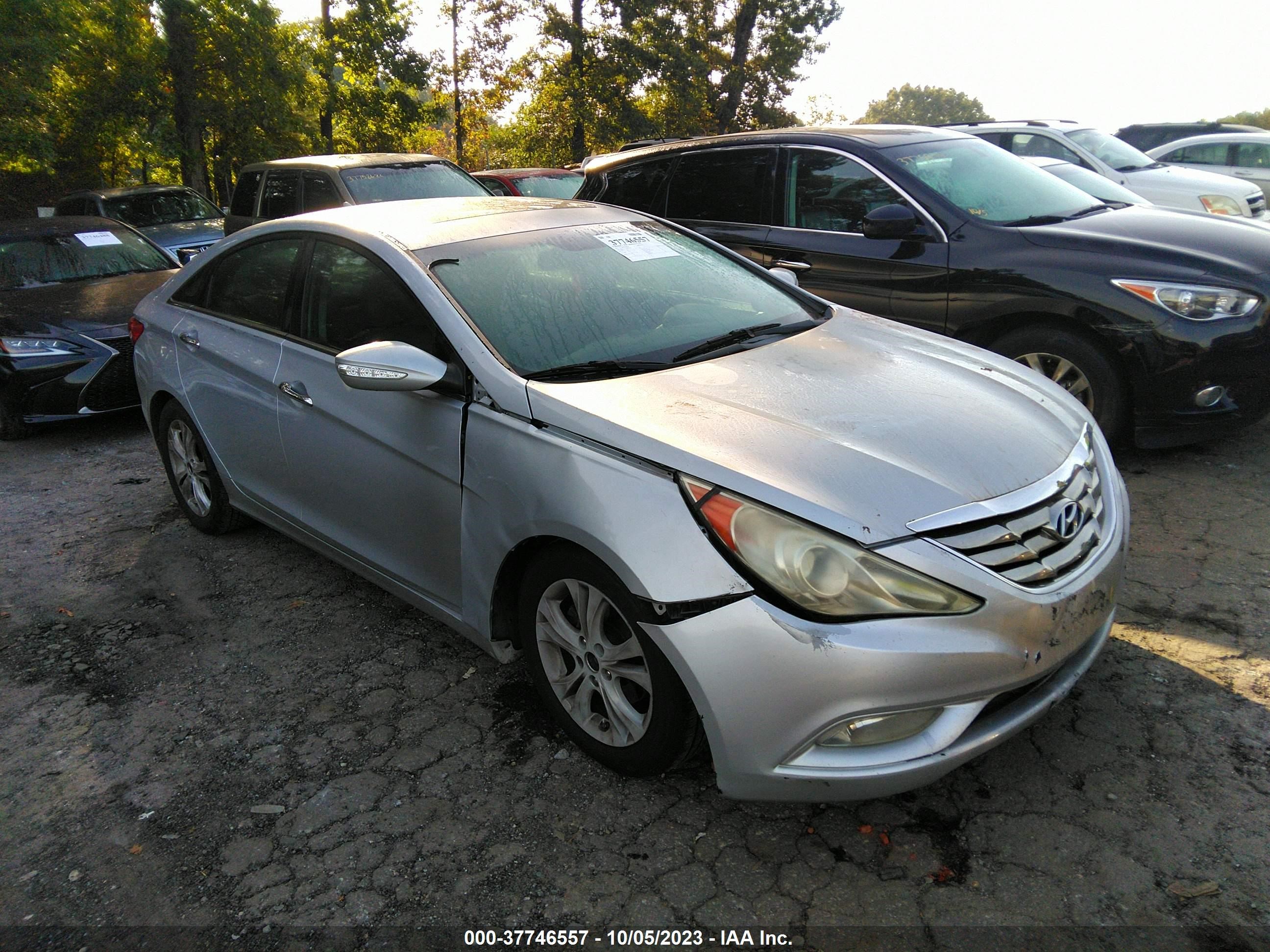 HYUNDAI SONATA 2011 5npec4ac1bh001161