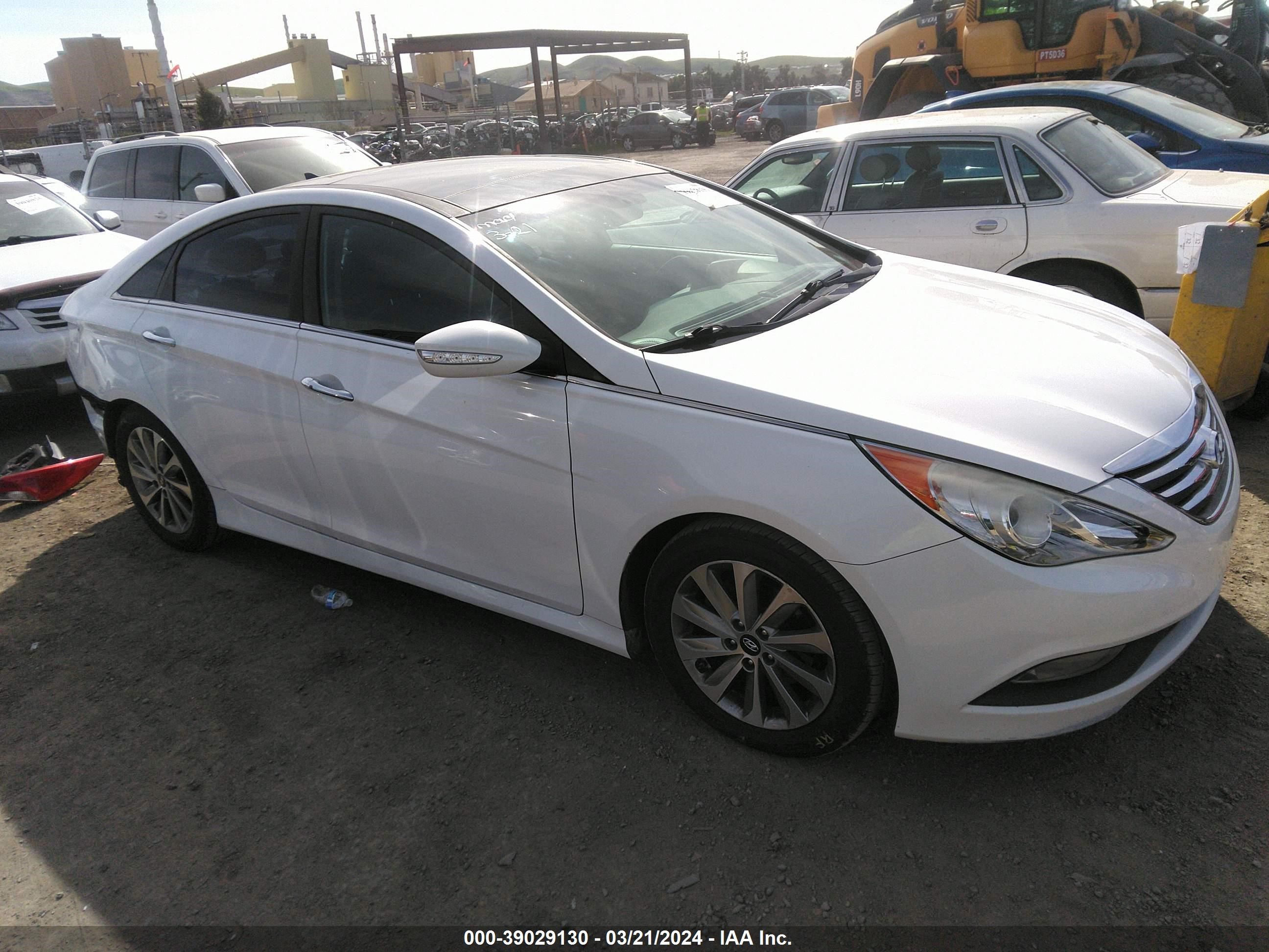 HYUNDAI SONATA 2014 5npec4ac1eh869827