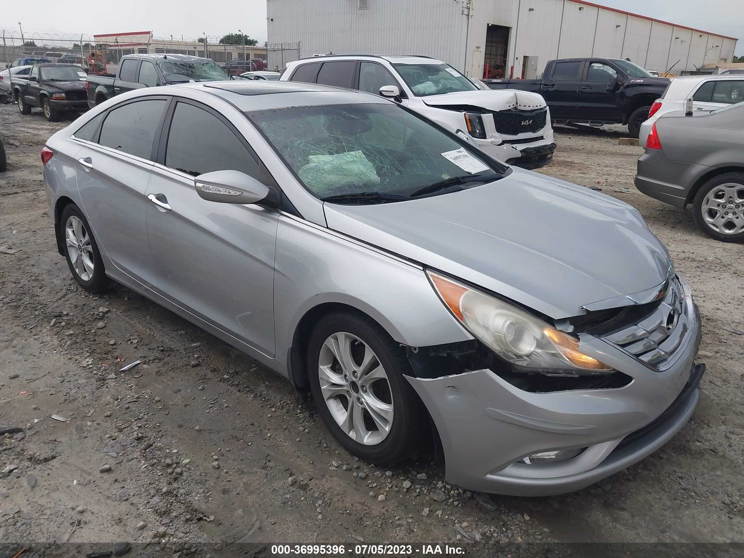 HYUNDAI SONATA 2011 5npec4ac2bh120417