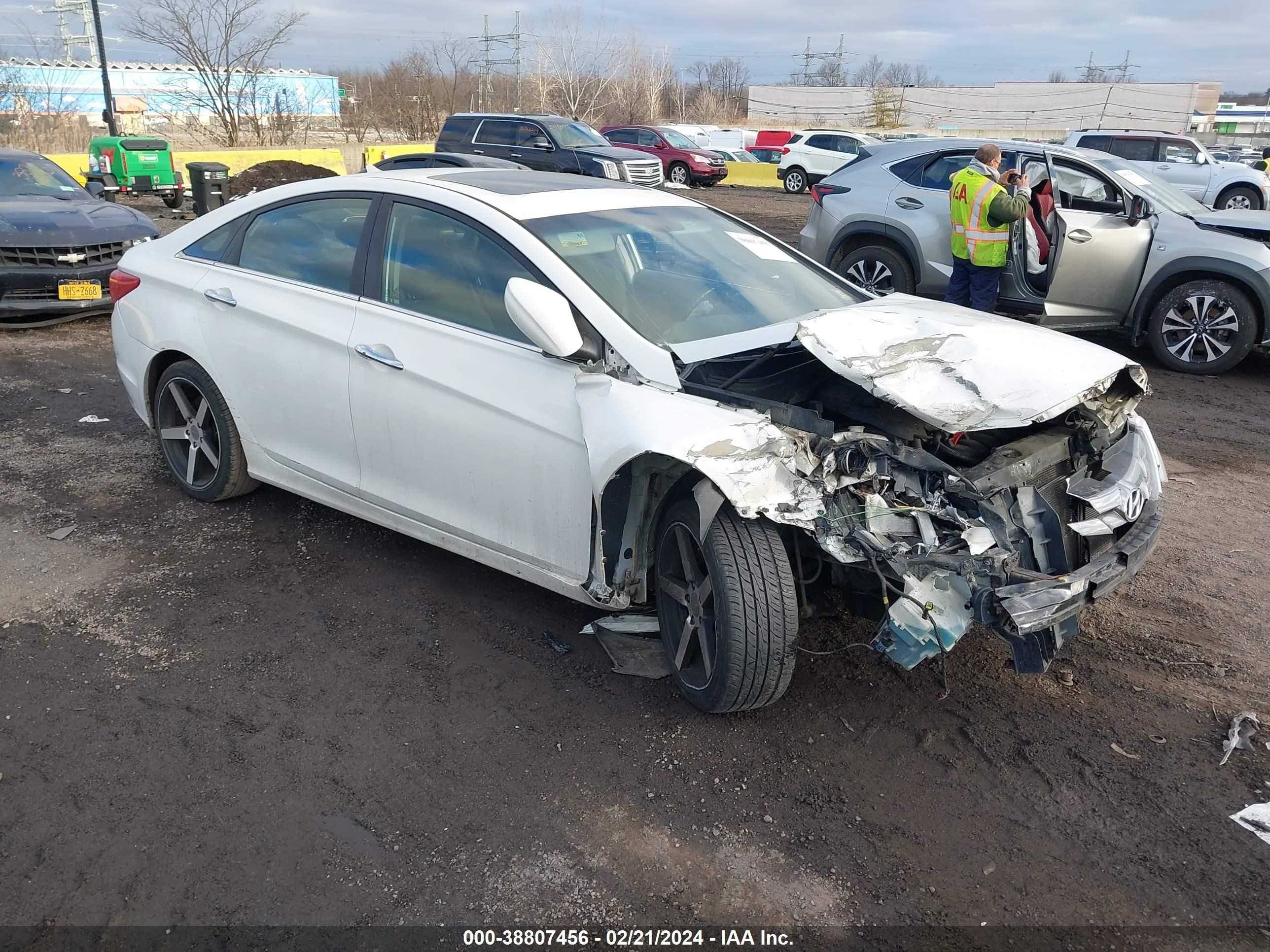 HYUNDAI SONATA 2011 5npec4ac3bh195109