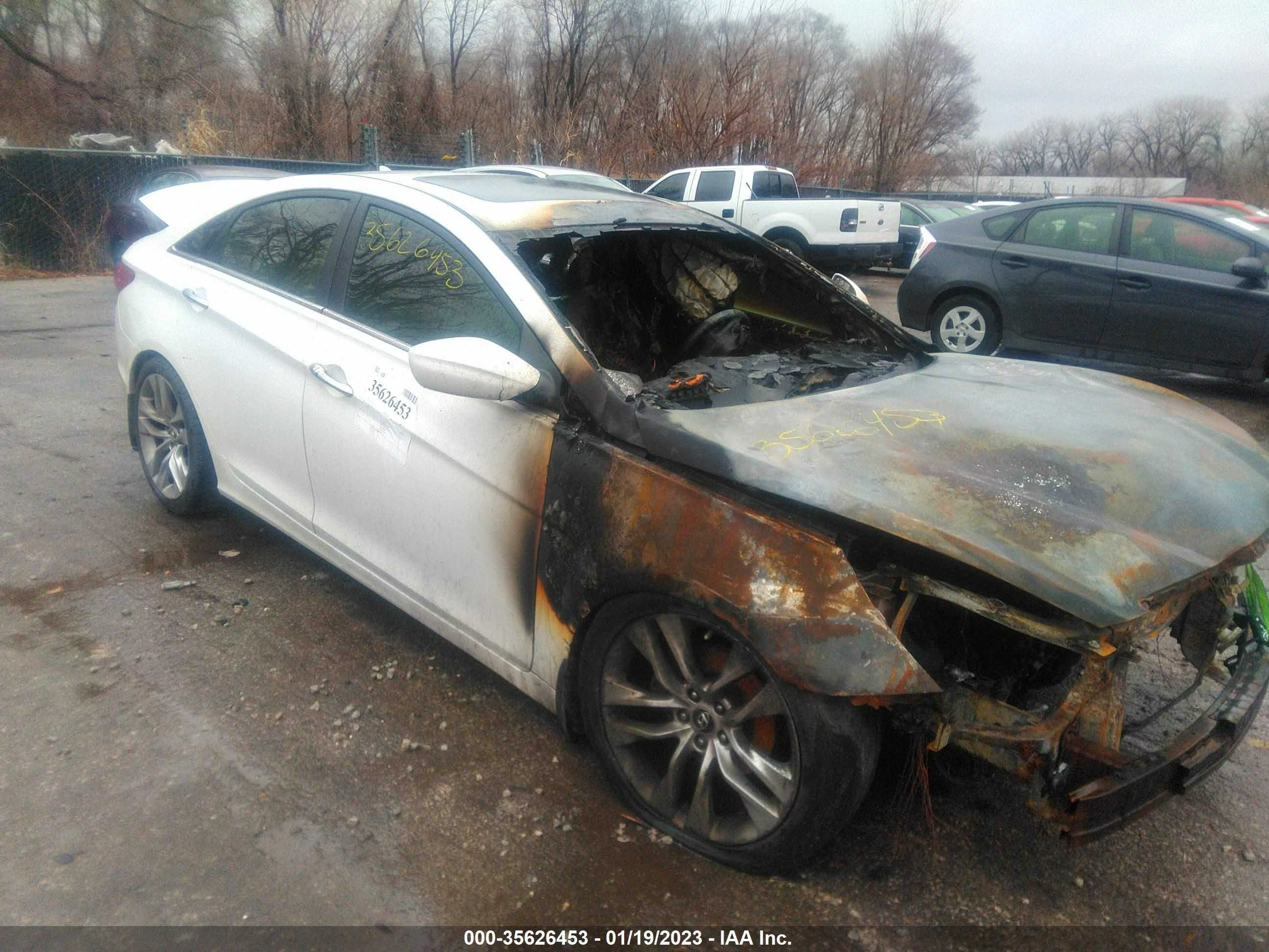 HYUNDAI SONATA 2013 5npec4ac4dh627807