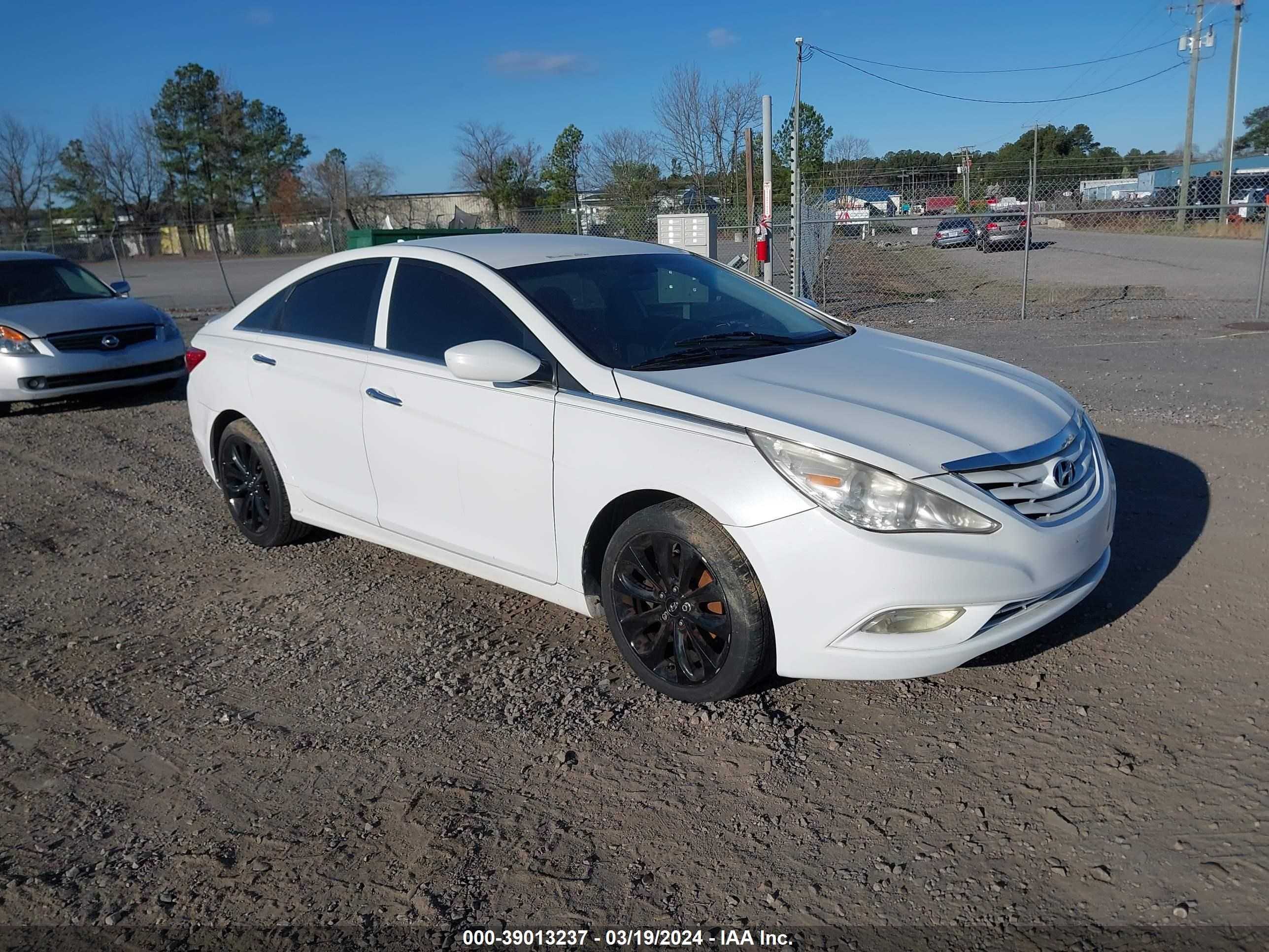 HYUNDAI SONATA 2011 5npec4ac6bh217619