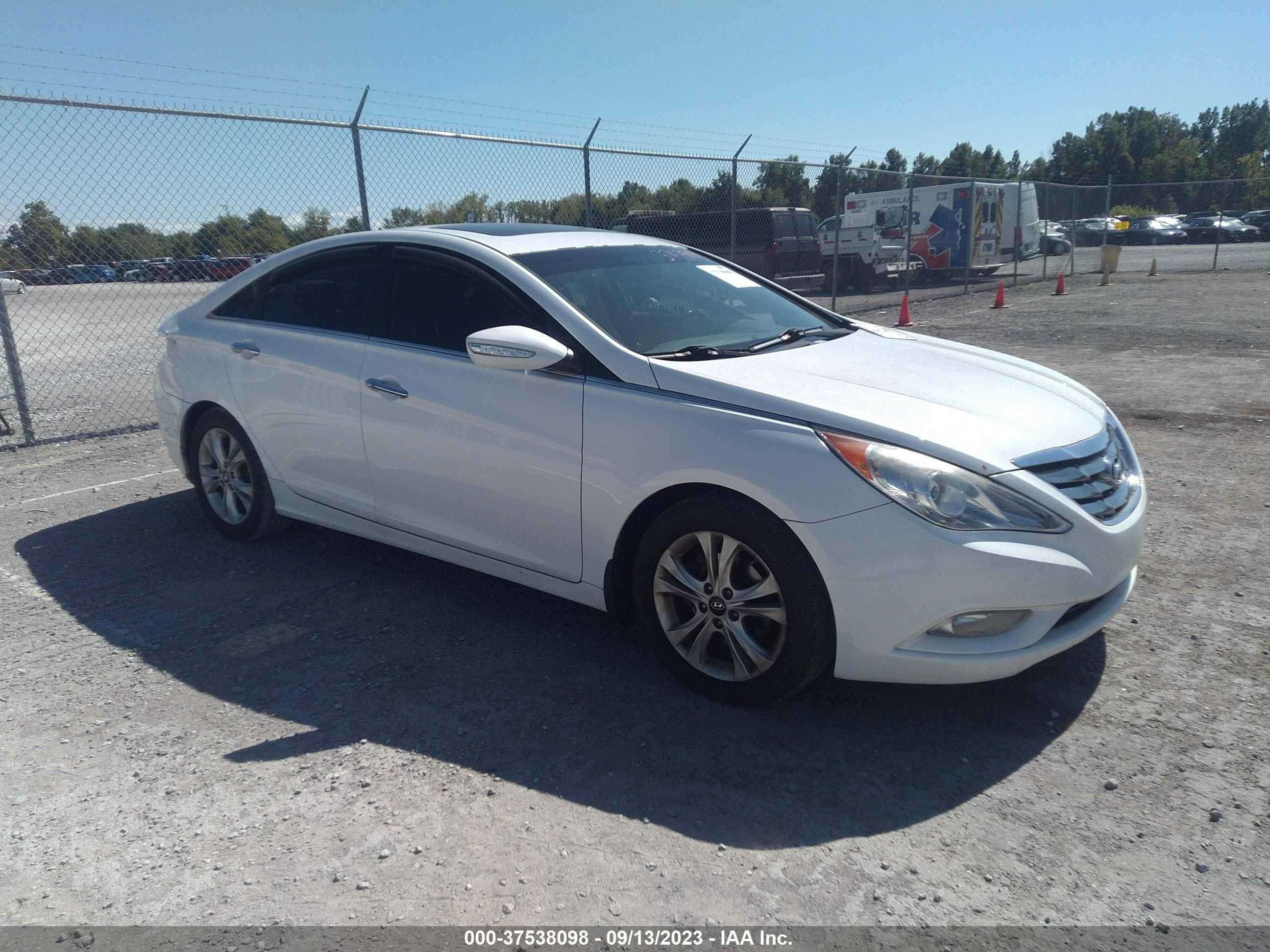 HYUNDAI SONATA 2013 5npec4ac6dh581171