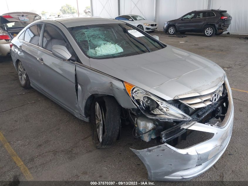 HYUNDAI SONATA 2013 5npec4ac7dh786112