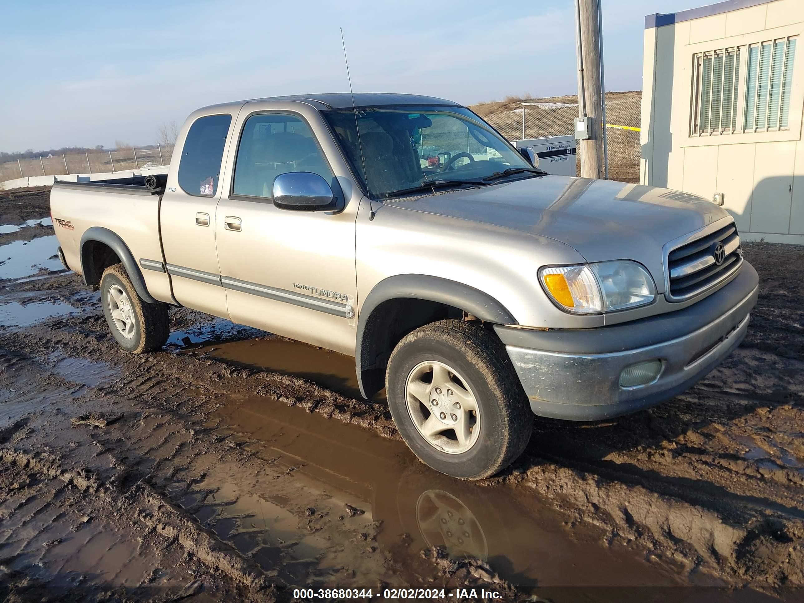 TOYOTA TUNDRA 2002 5tbbt44112s290798