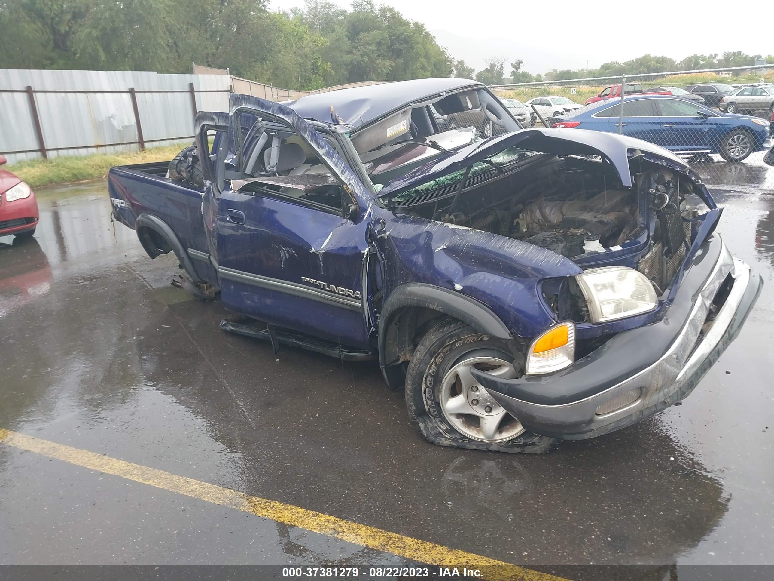 TOYOTA TUNDRA 2000 5tbbt4411ys090092