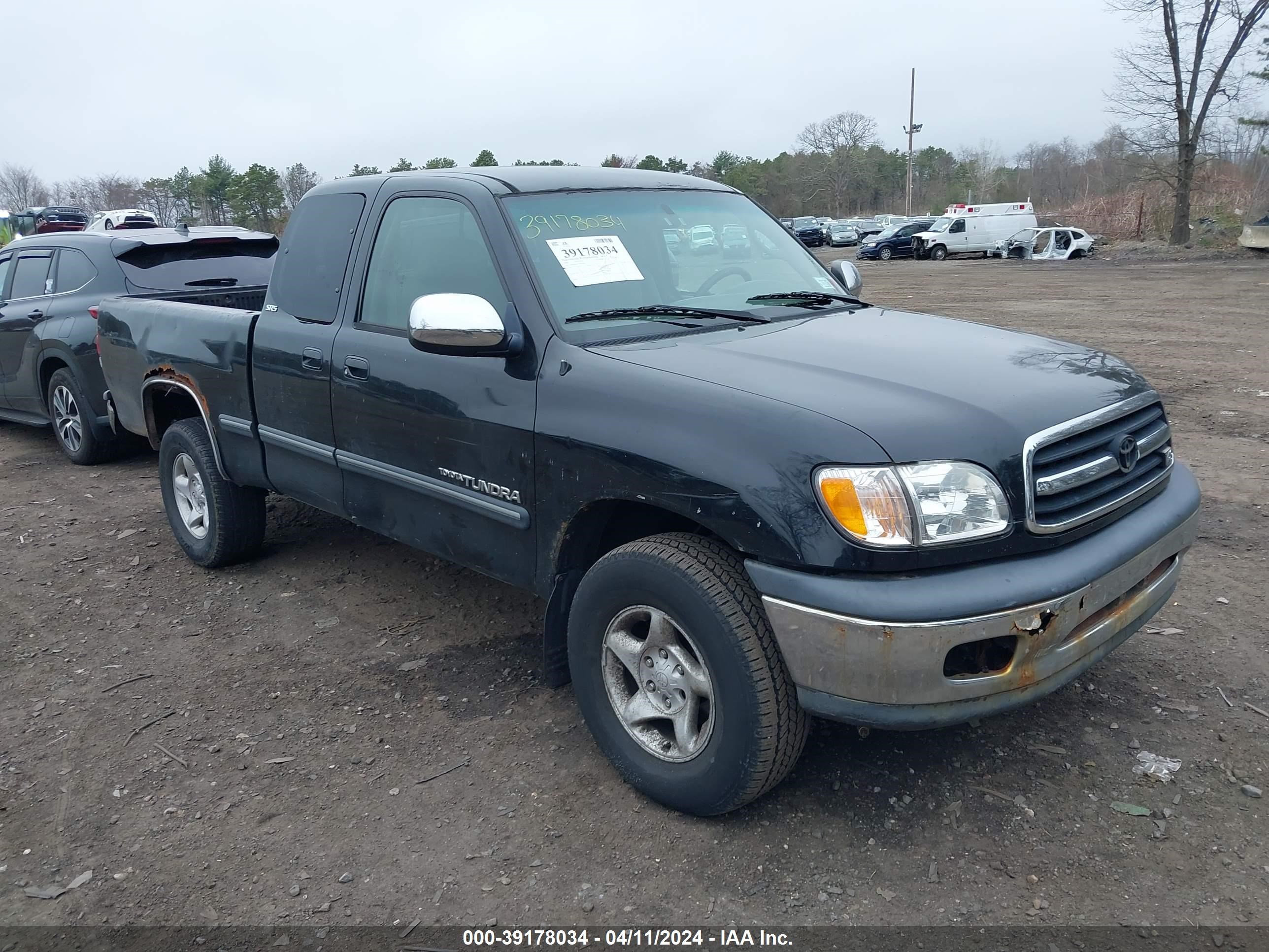 TOYOTA TUNDRA 2000 5tbbt4412ys059689