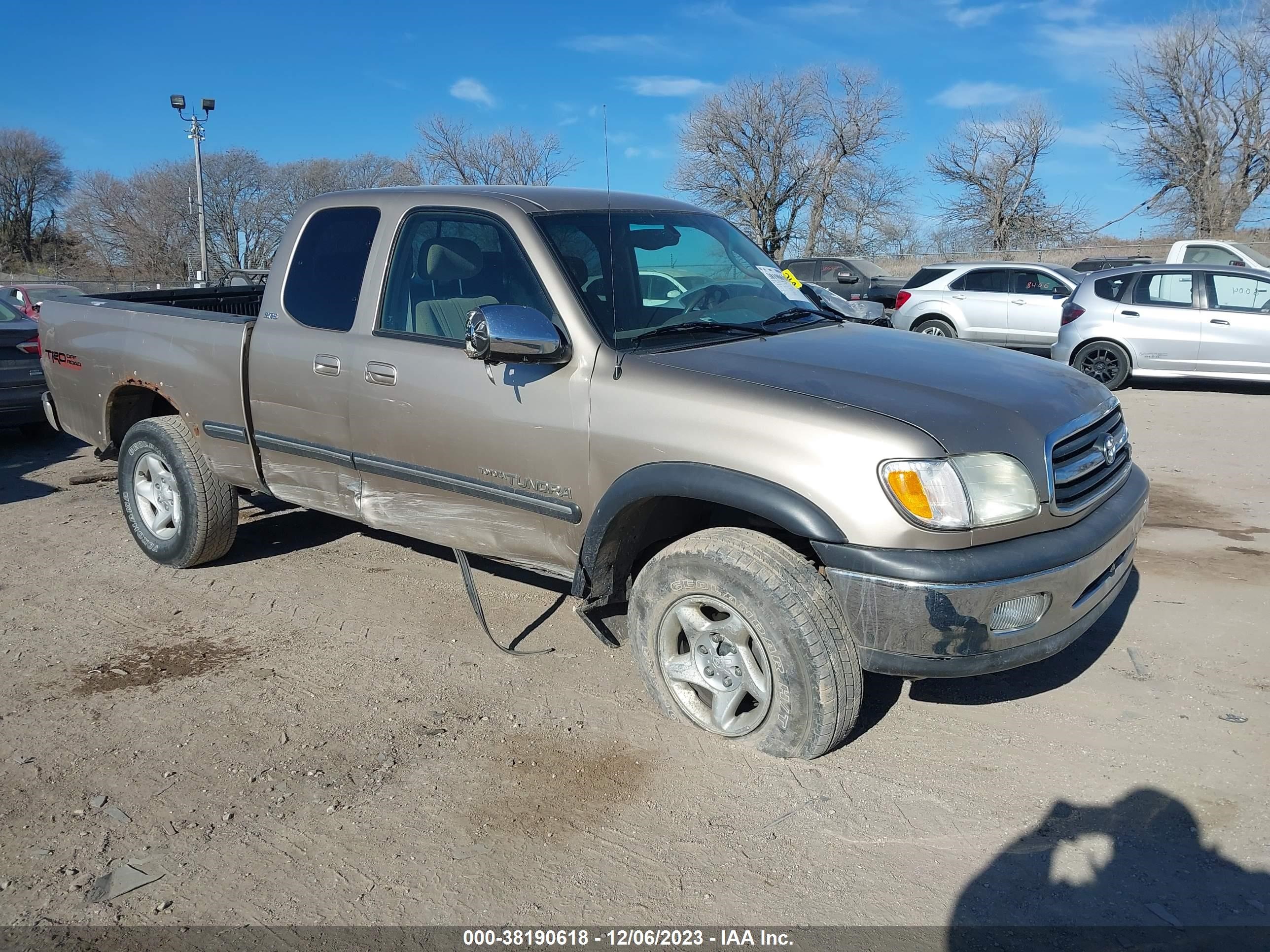 TOYOTA TUNDRA 2002 5tbbt44132s233681