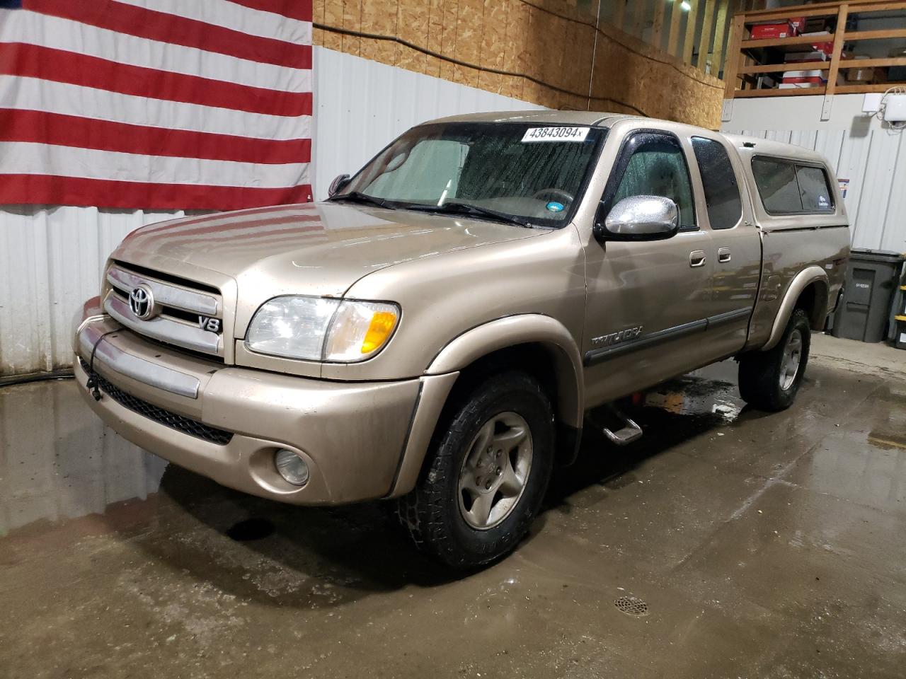 TOYOTA TUNDRA 2003 5tbbt44133s438502