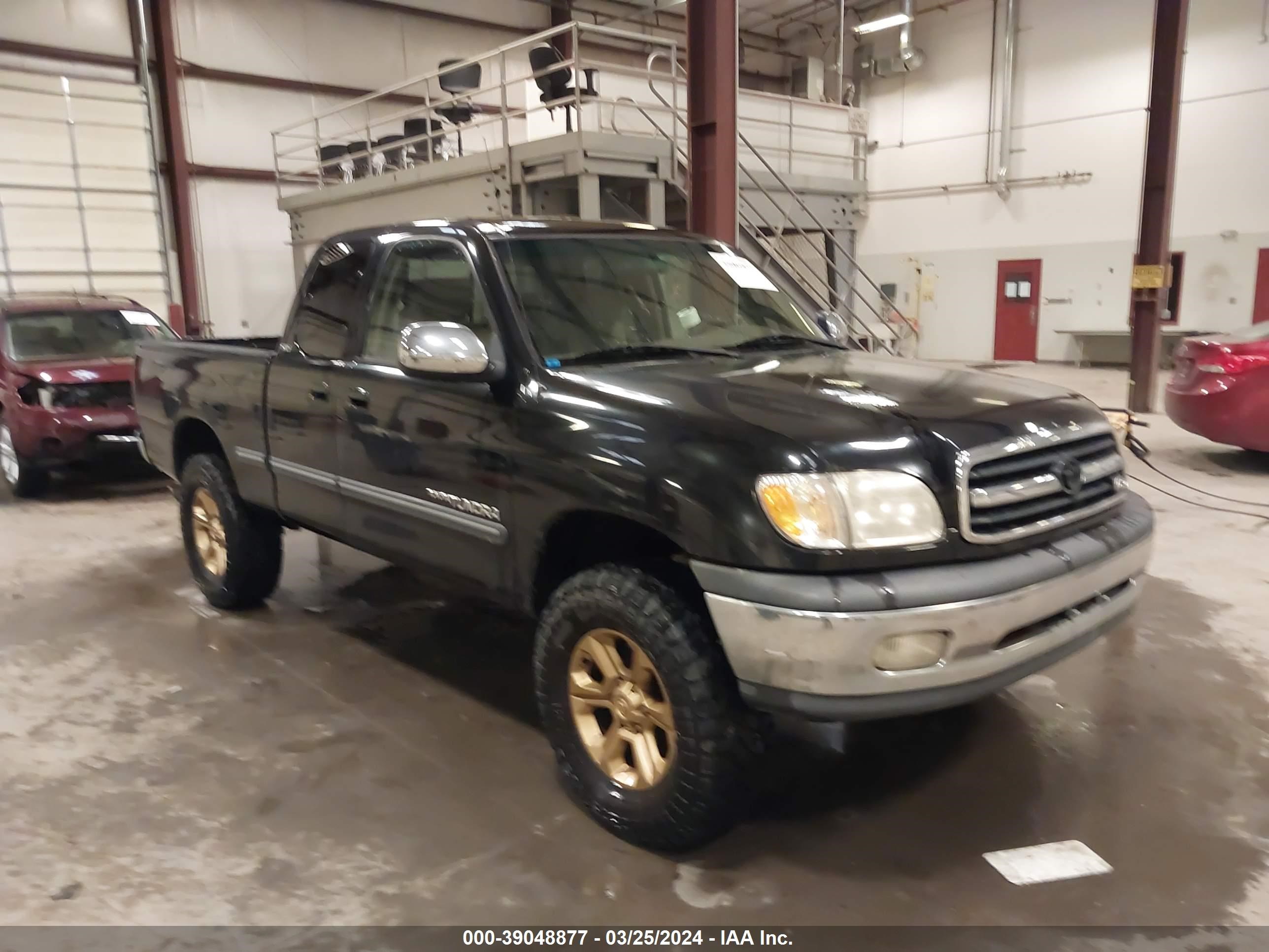 TOYOTA TUNDRA 2000 5tbbt4415ys012236