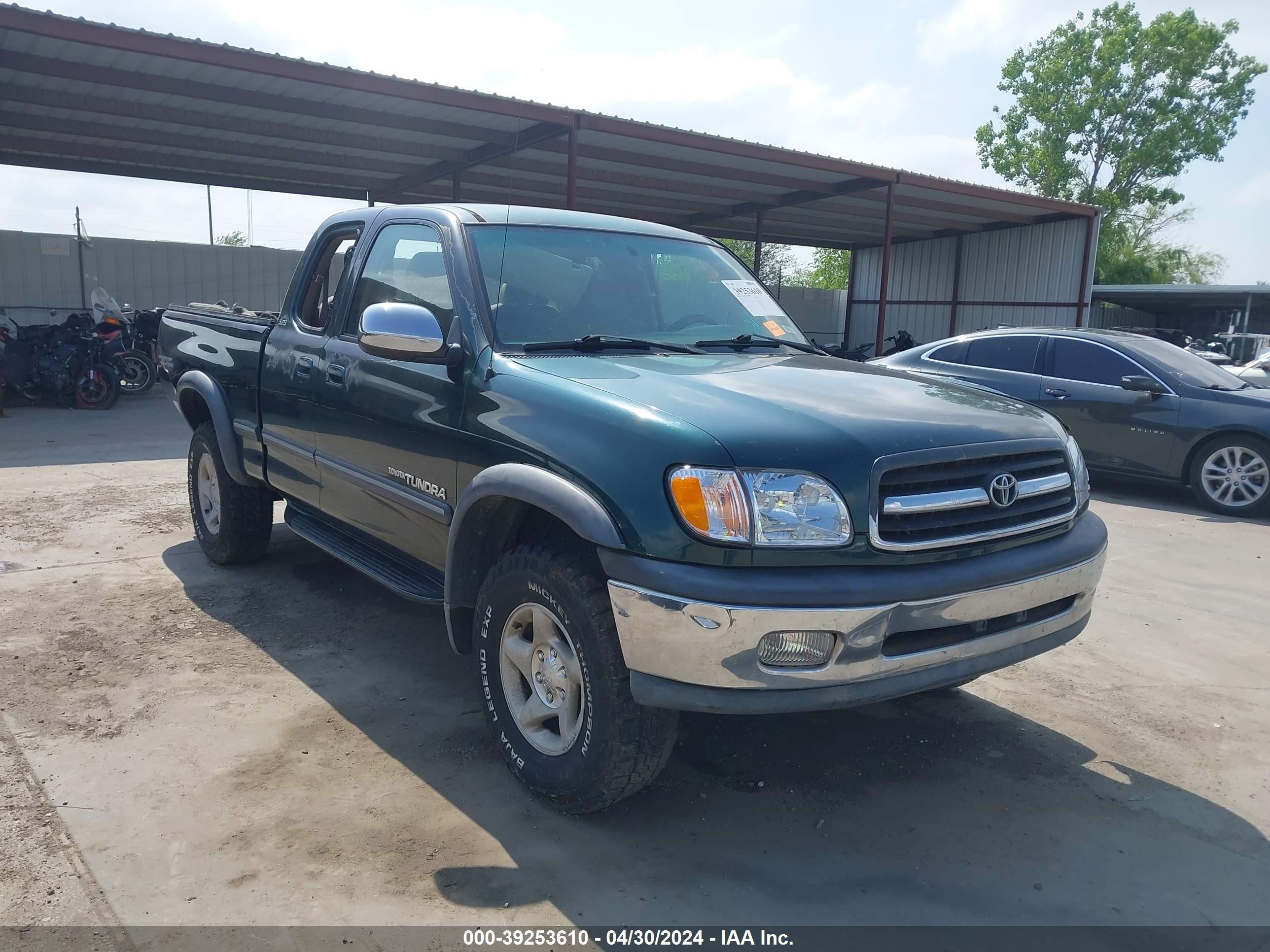 TOYOTA TUNDRA 2000 5tbbt4415ys119612