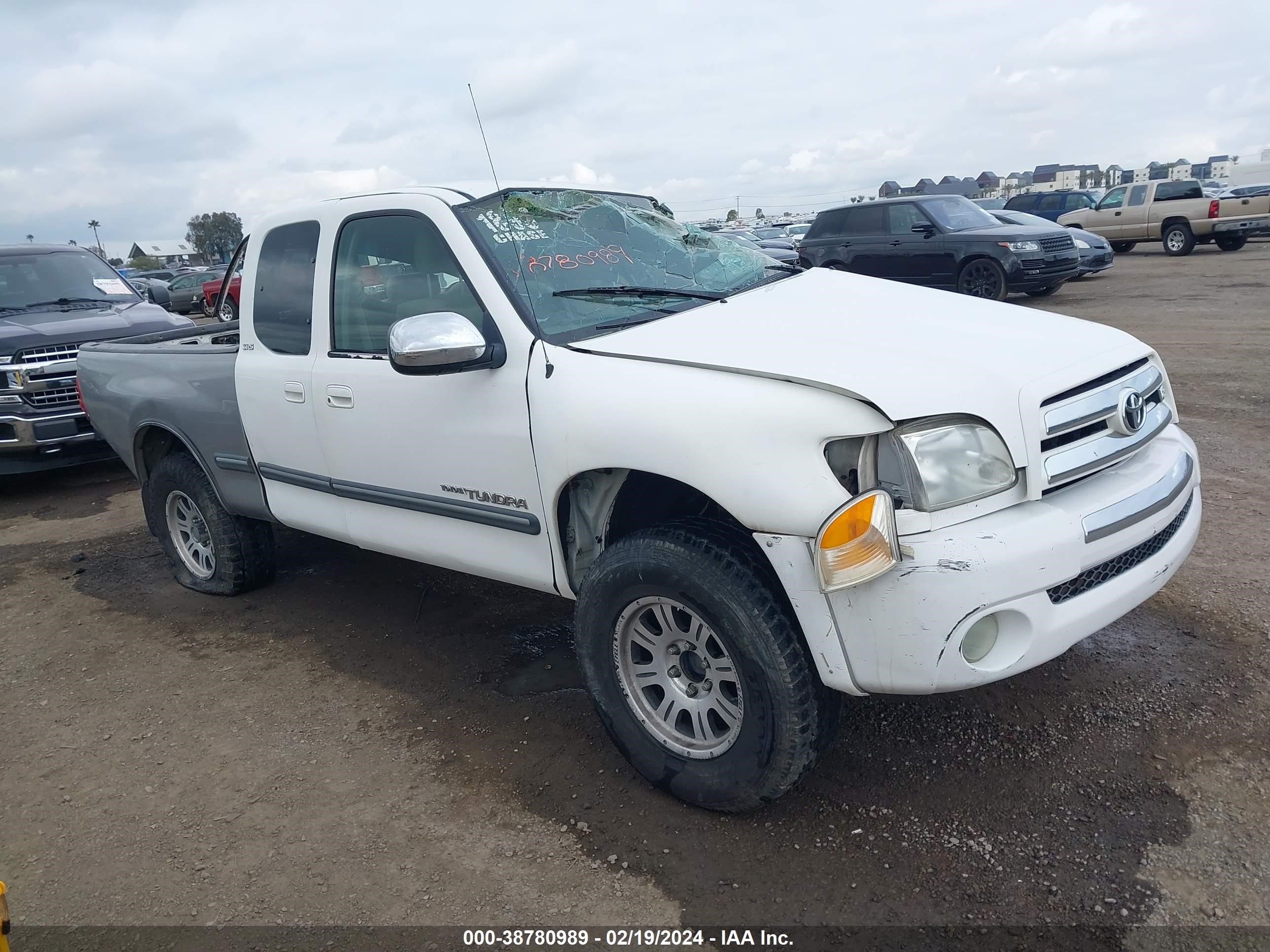 TOYOTA TUNDRA 2005 5tbbt44175s469996