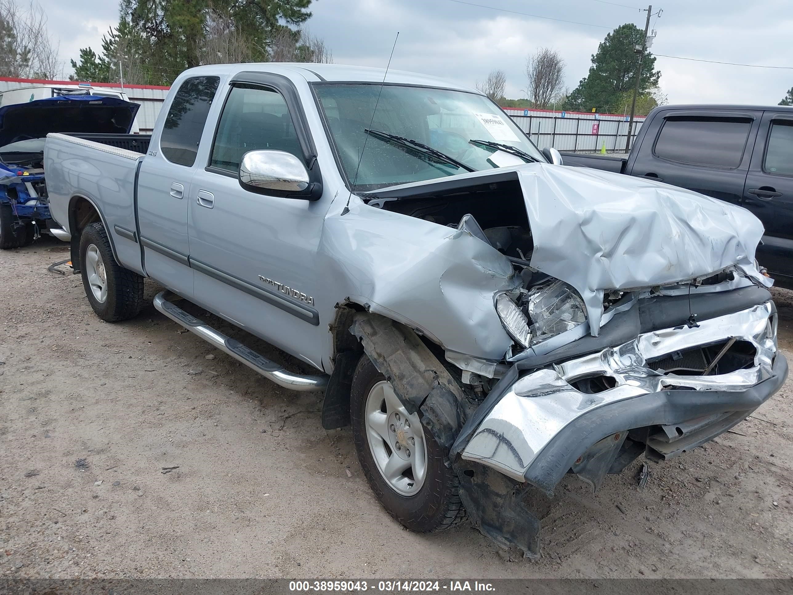 TOYOTA TUNDRA 2000 5tbbt4418ys004969