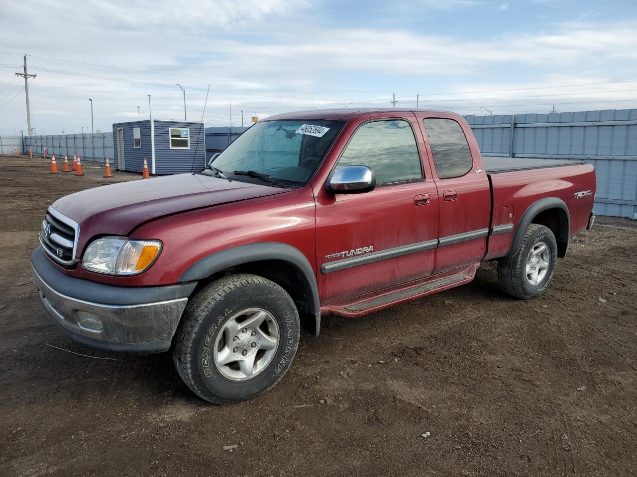 TOYOTA TUNDRA 2000 5tbbt4418ys071393