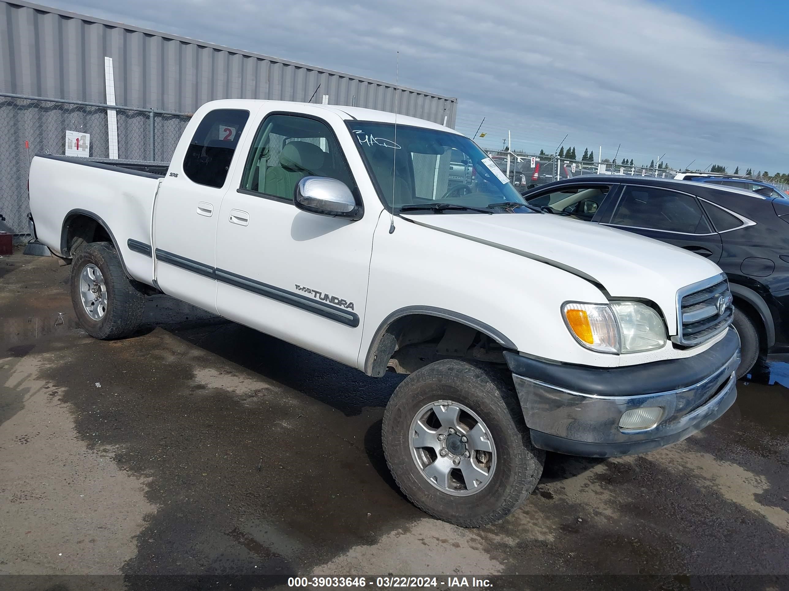 TOYOTA TUNDRA 2002 5tbbt44192s253739