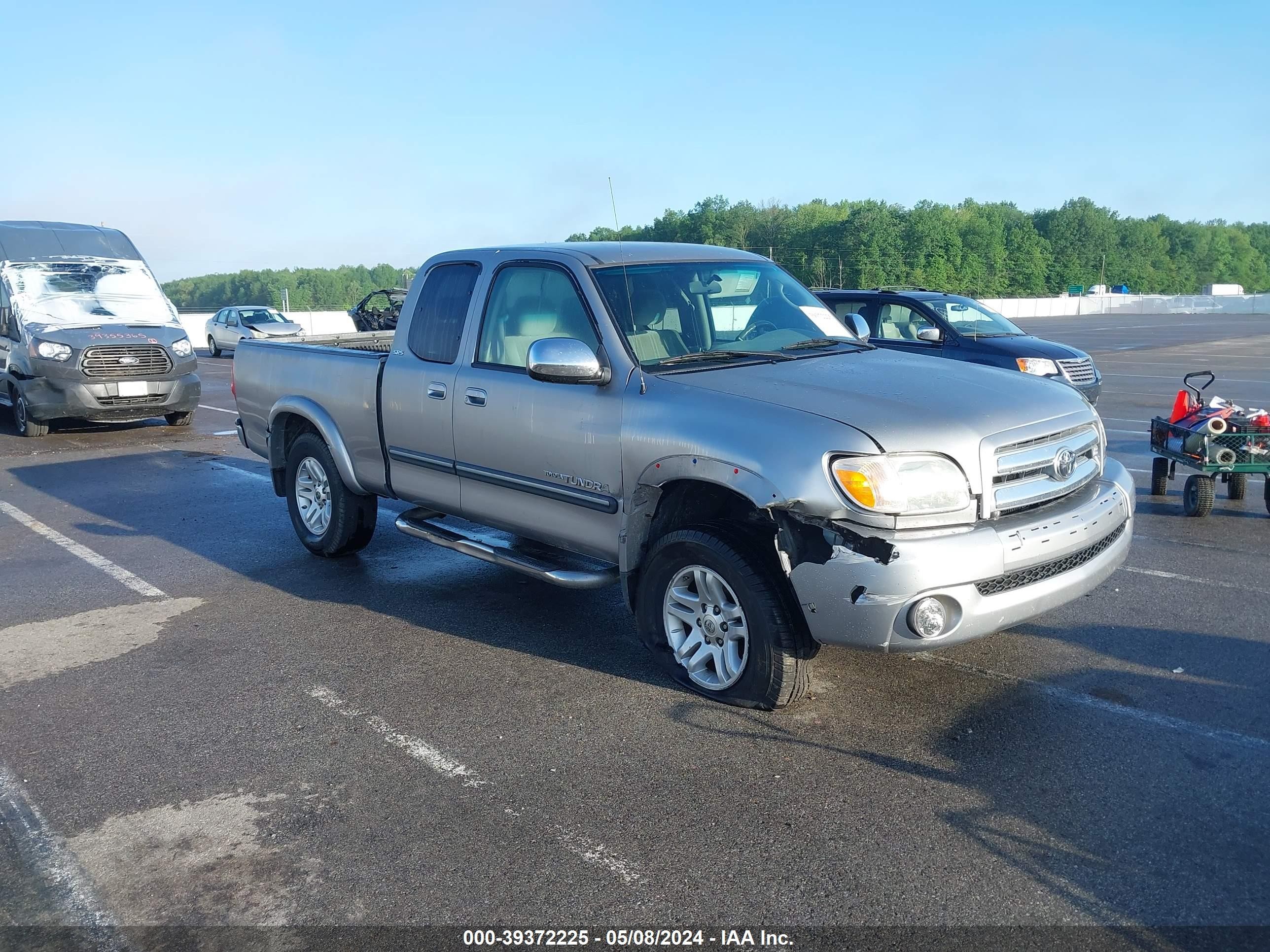 TOYOTA TUNDRA 2005 5tbbt441x5s458376