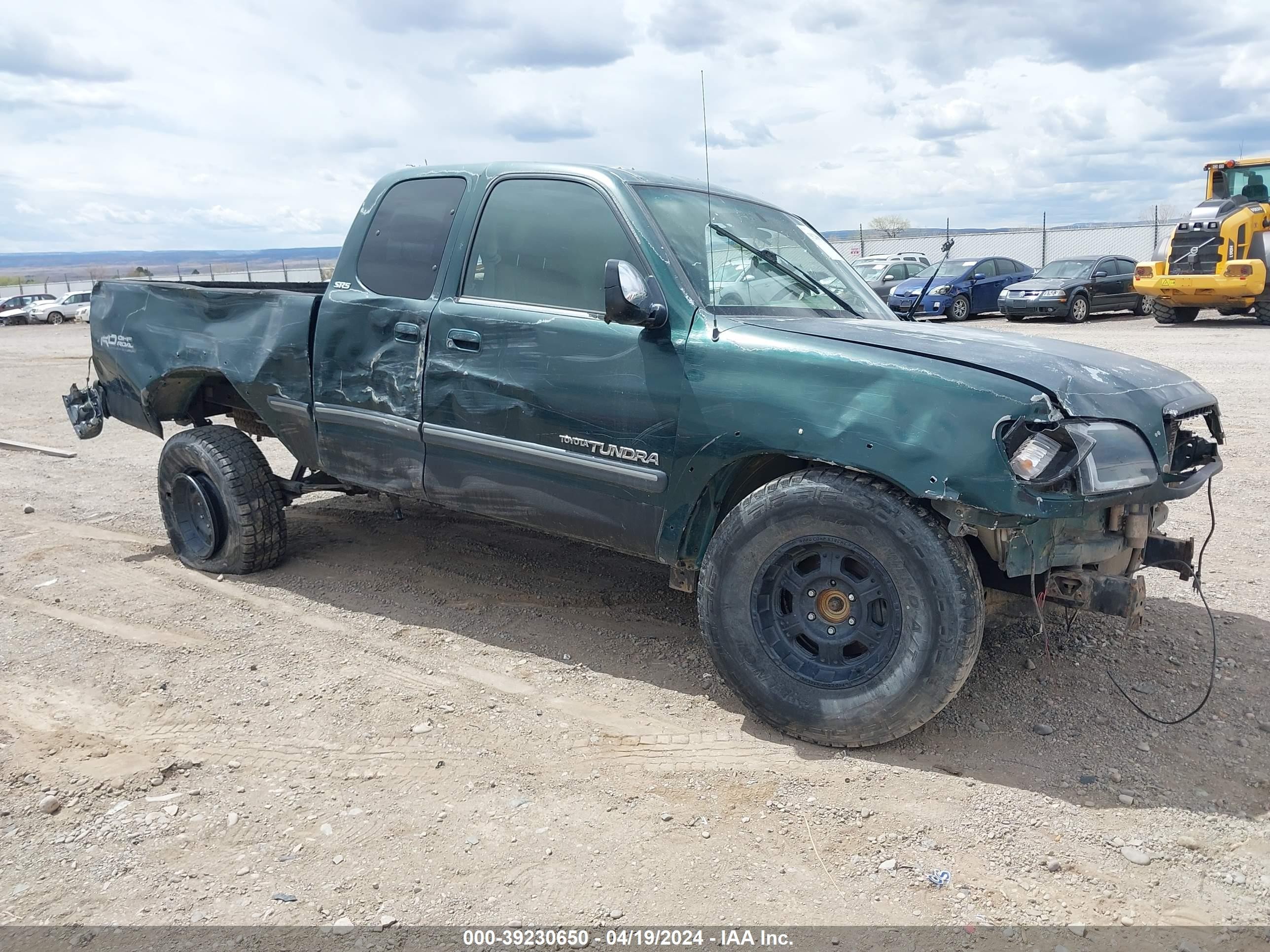 TOYOTA TUNDRA 2000 5tbbt441xys064171