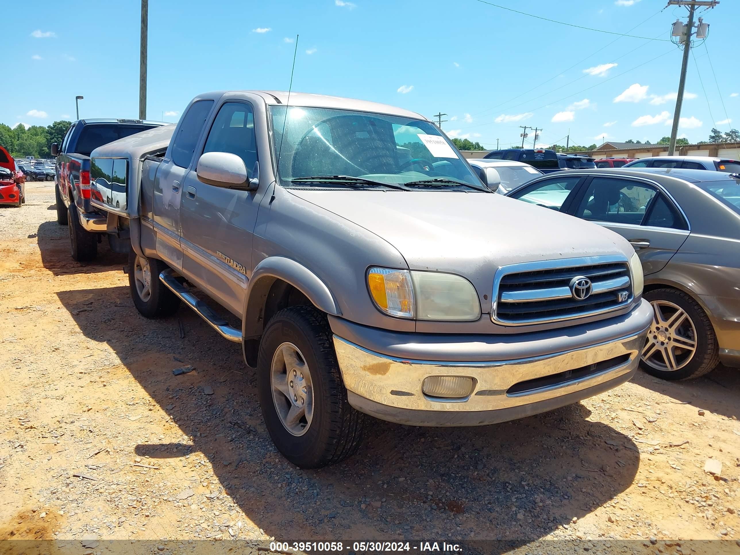 TOYOTA TUNDRA 2000 5tbbt4814ys107476