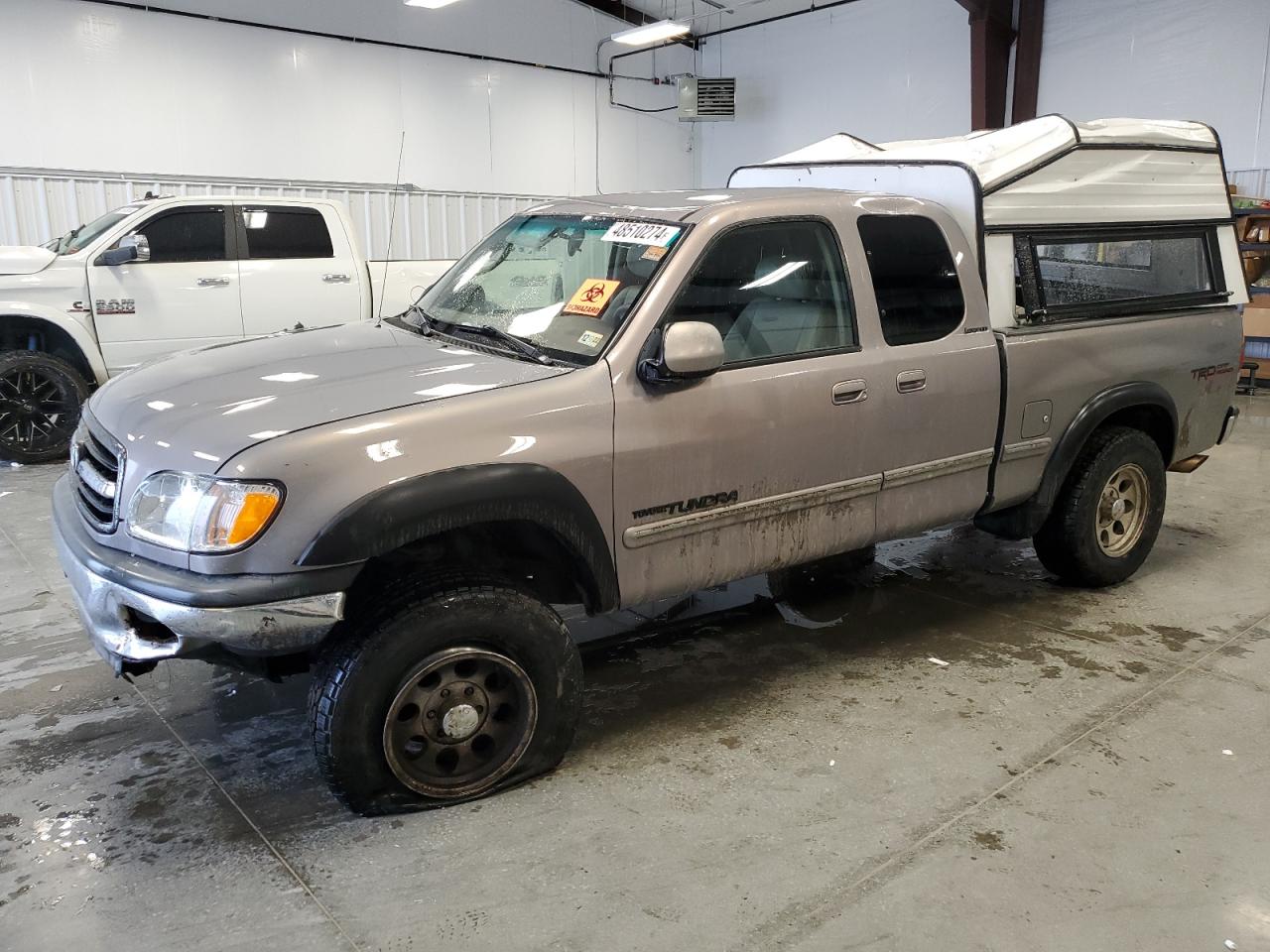 TOYOTA TUNDRA 2002 5tbbt48152s252825