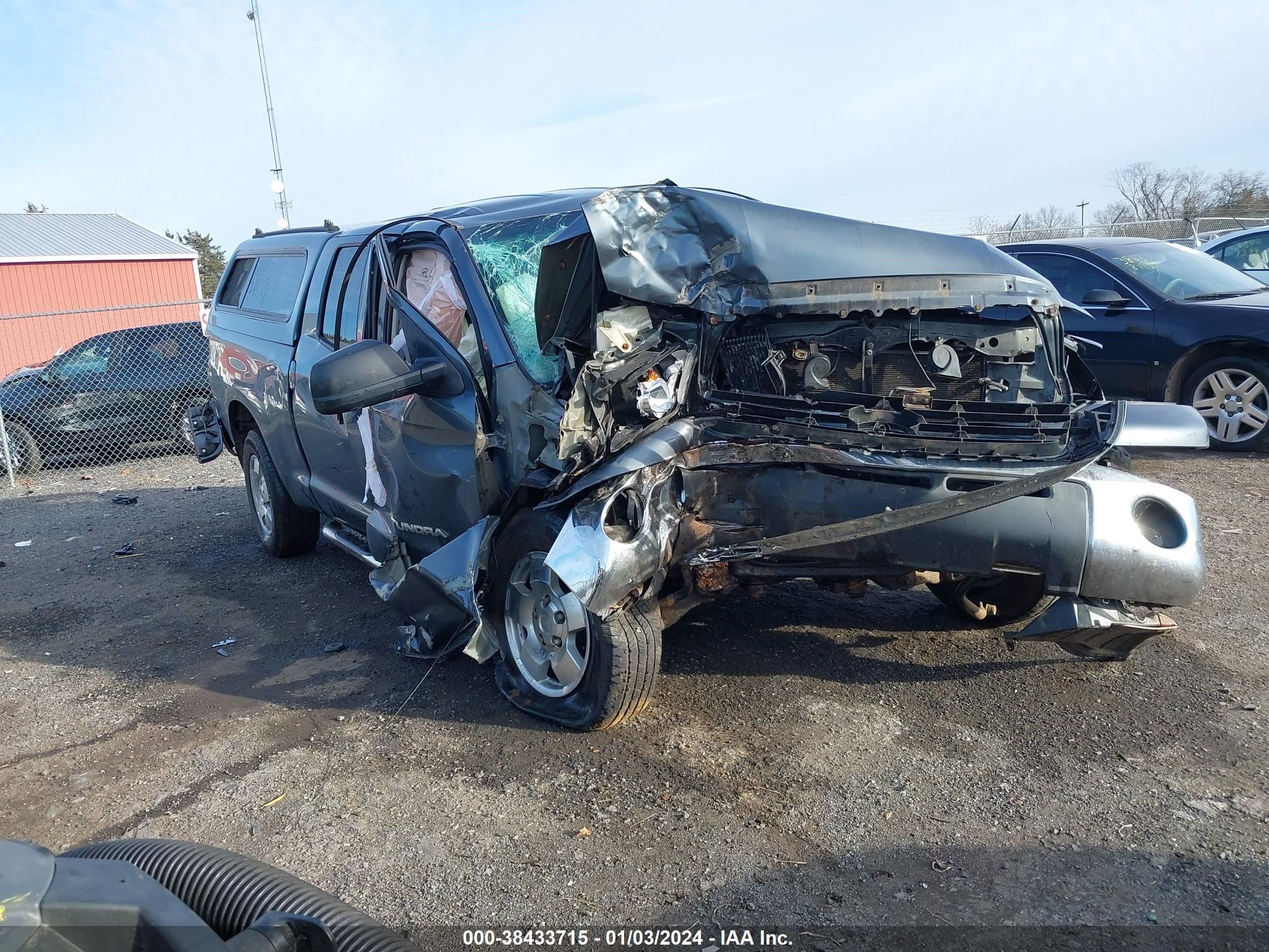 TOYOTA TUNDRA 2008 5tbbv54118s502821