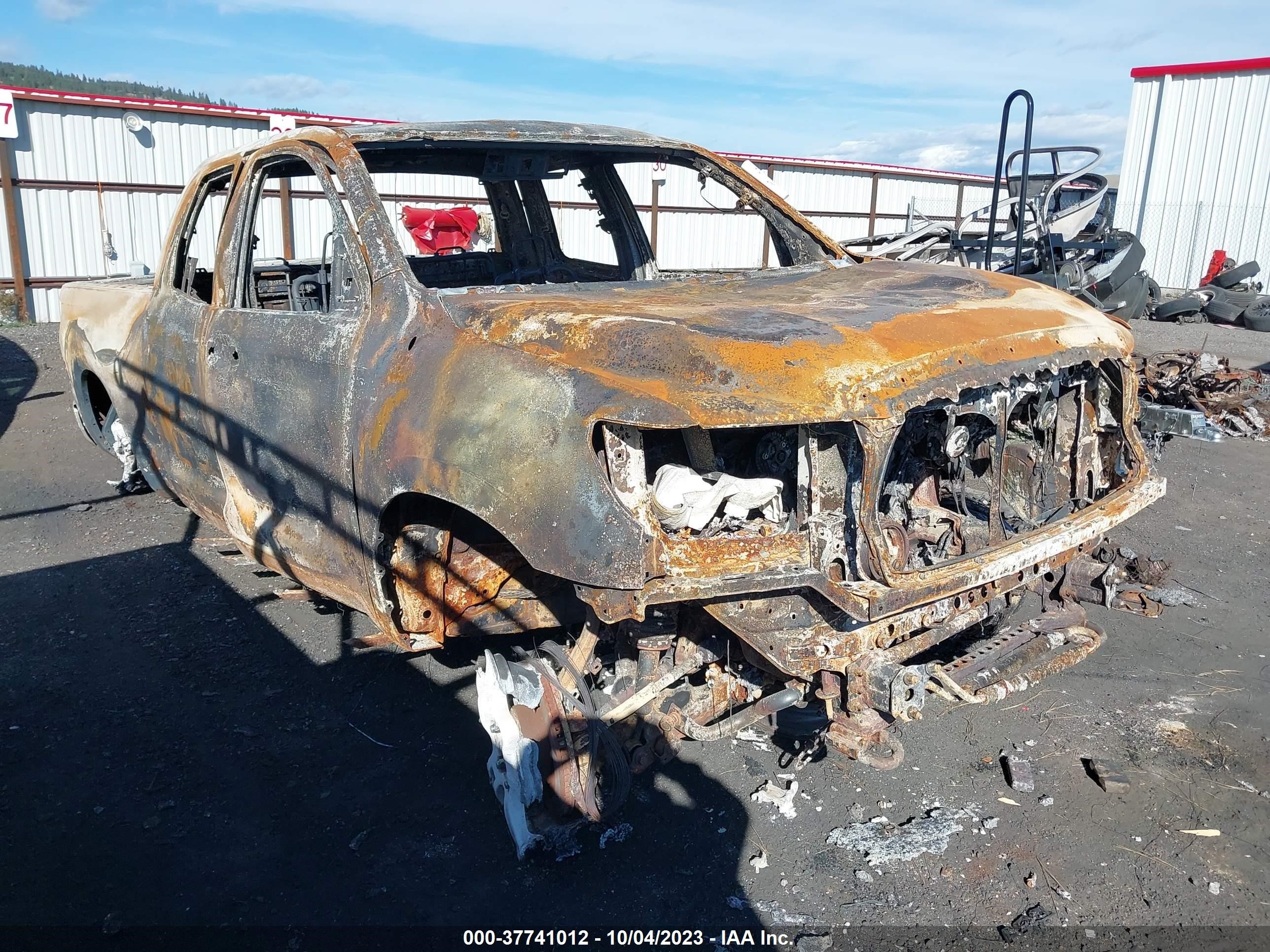 TOYOTA TUNDRA 2008 5tbbv54148s496495