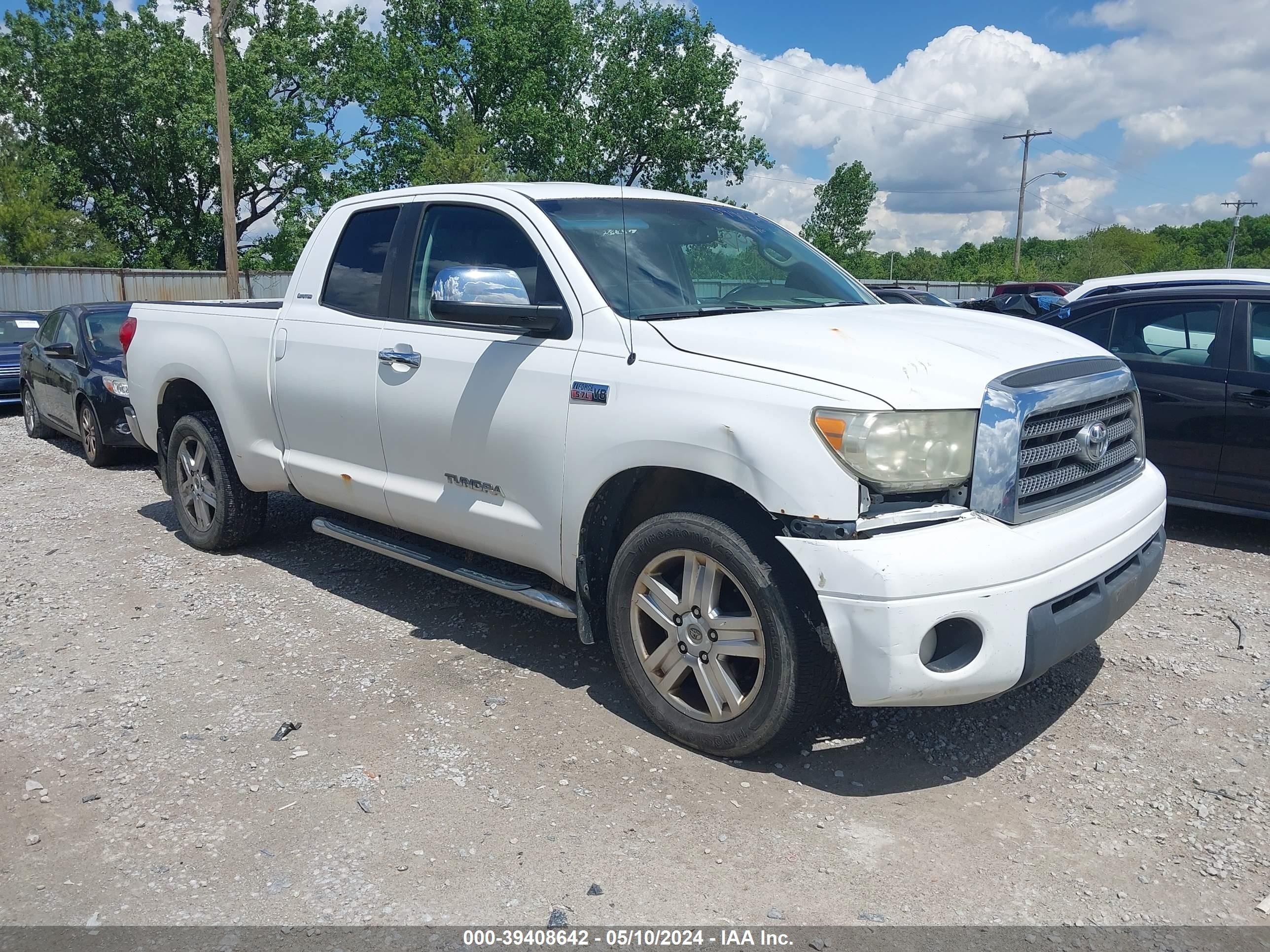 TOYOTA TUNDRA 2007 5tbbv58127s452732