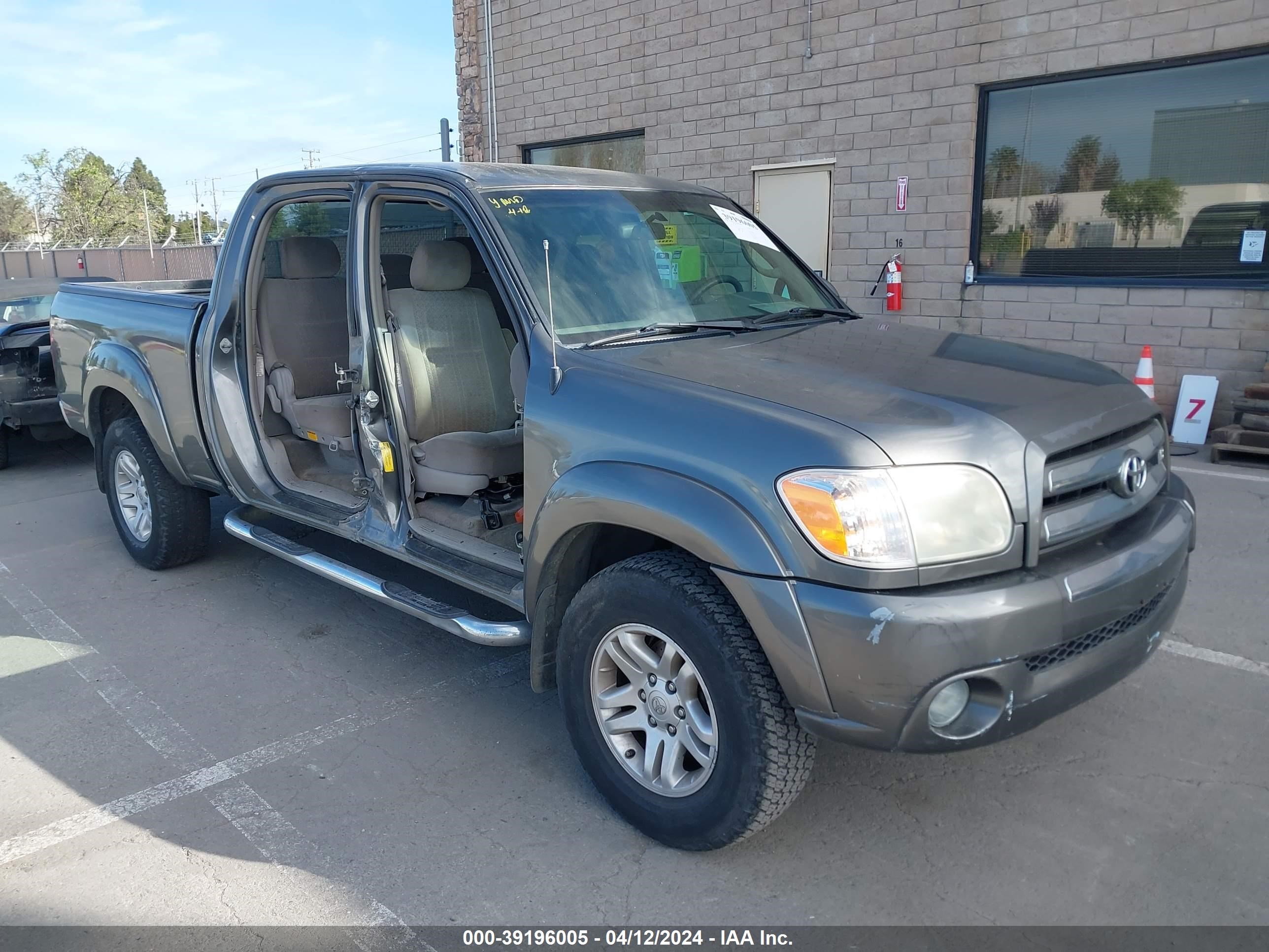 TOYOTA TUNDRA 2005 5tbdt44145s472251