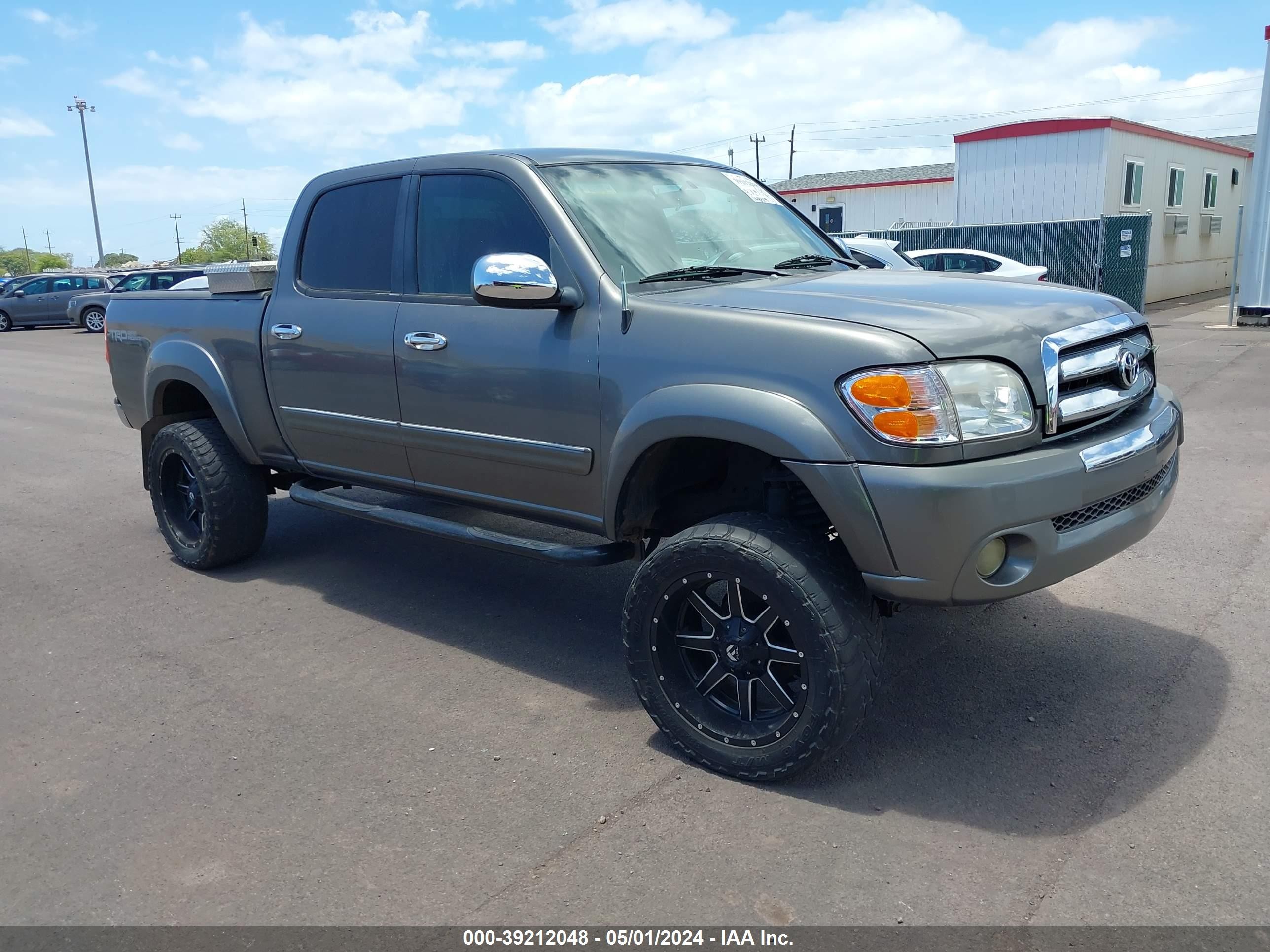 TOYOTA TUNDRA 2004 5tbdt44174s454485