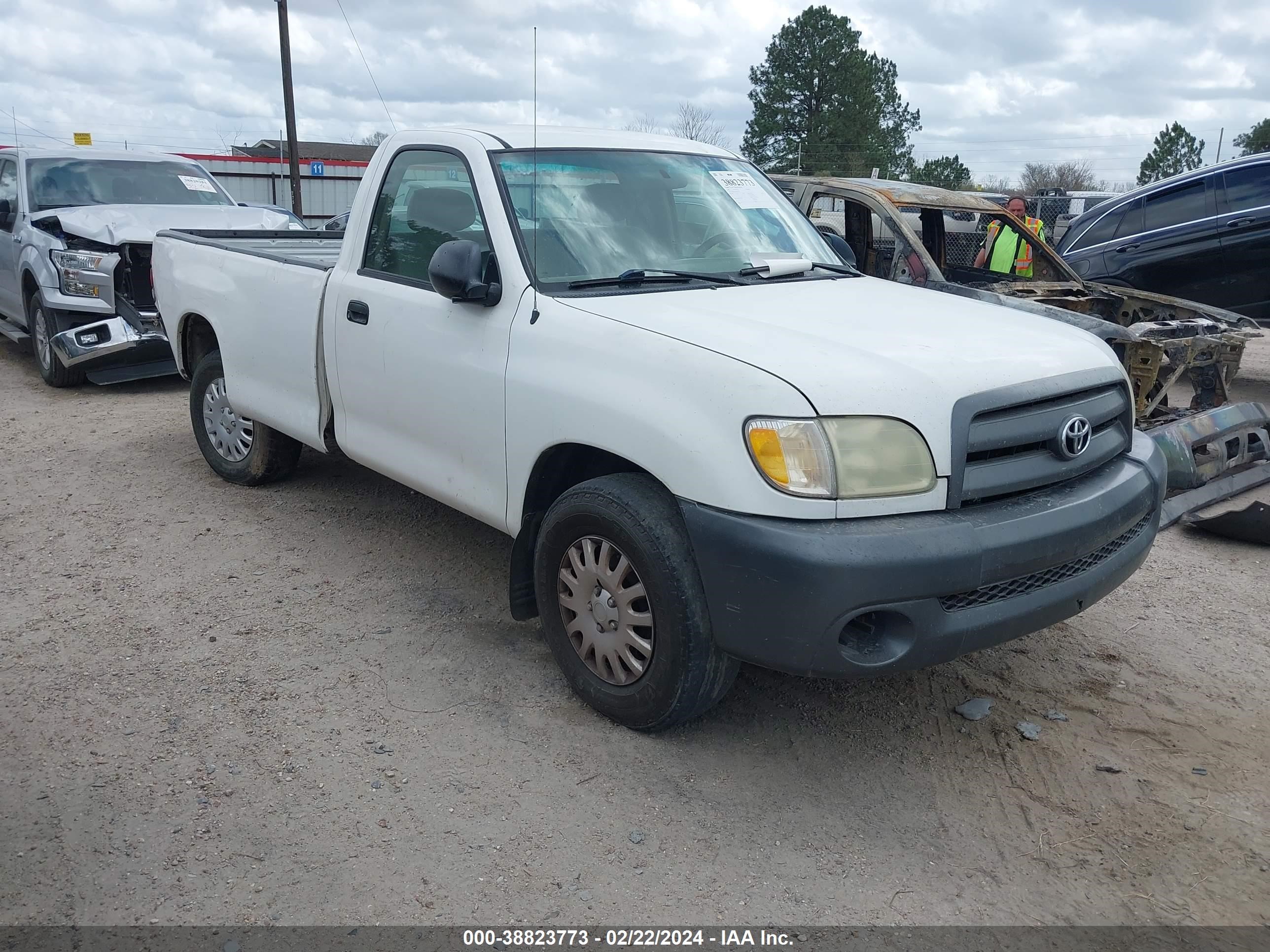 TOYOTA TUNDRA 2003 5tbjn32153s335679